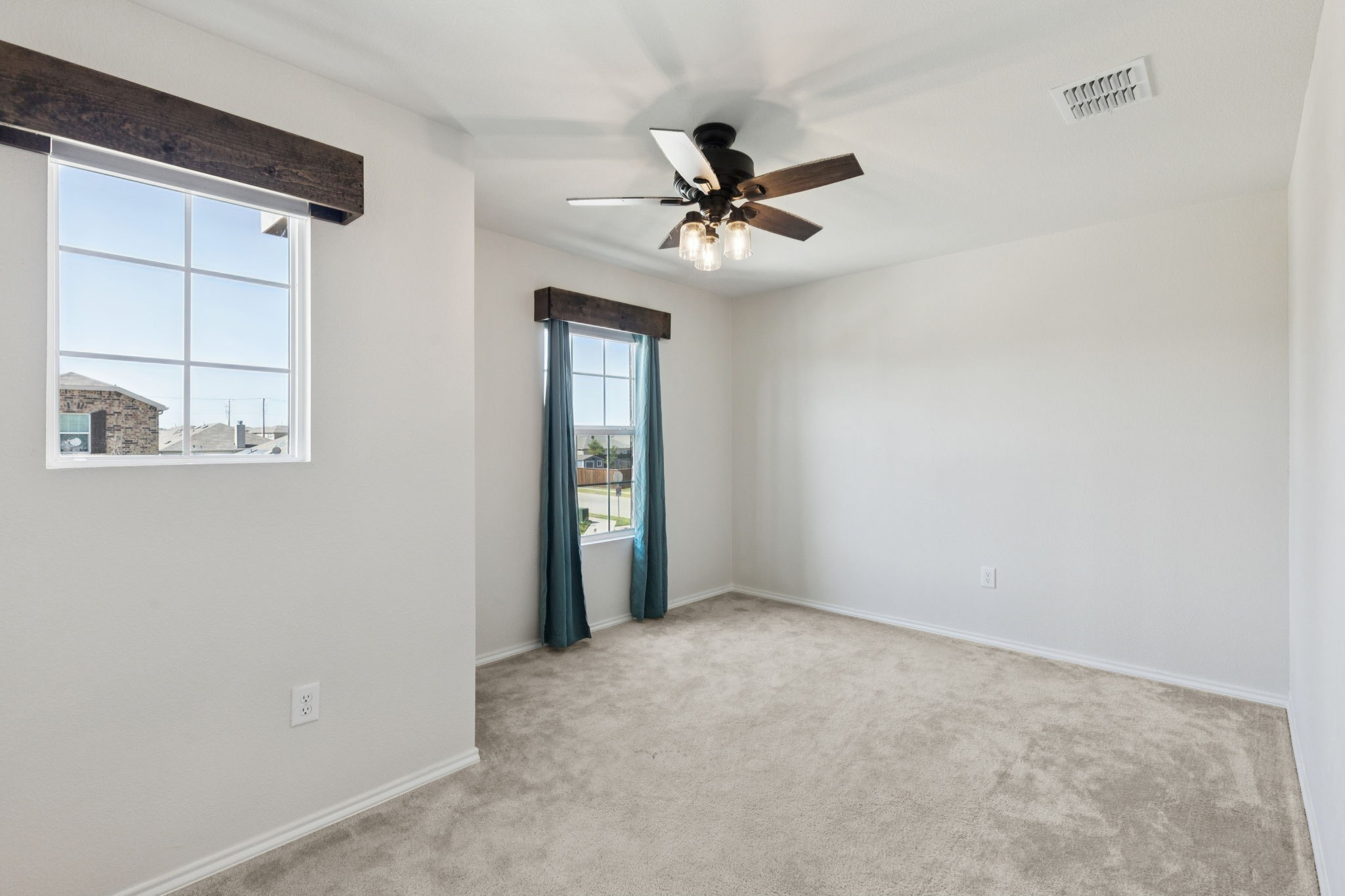1305 Vernon Drive