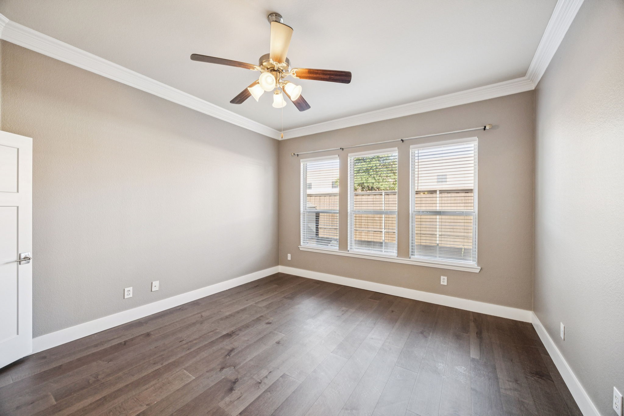 1211 Windgate Way