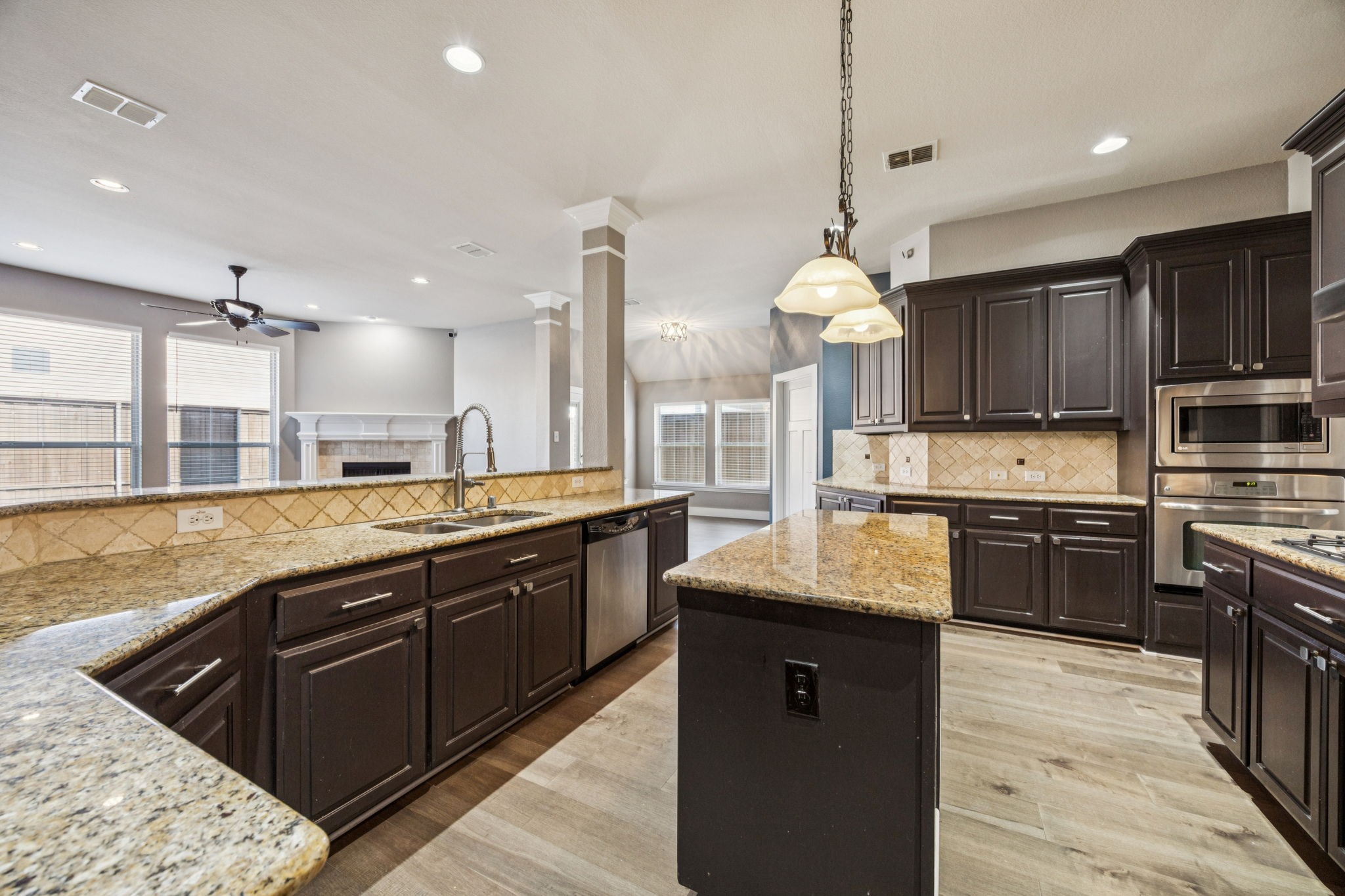 1211 Windgate Way