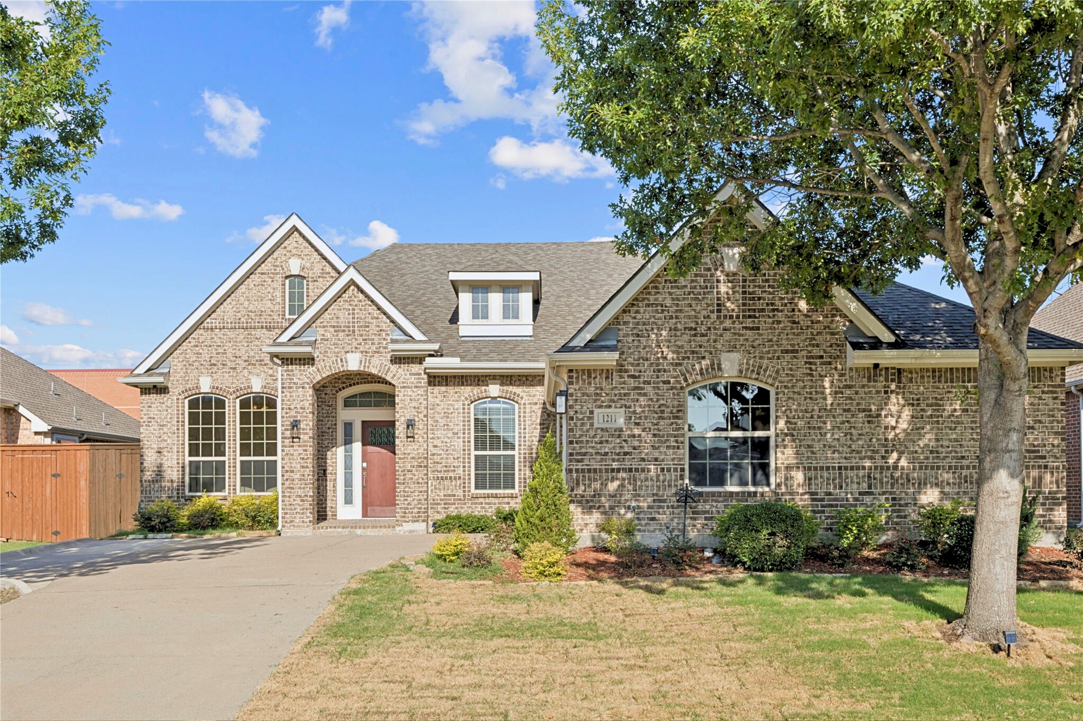 1211 Windgate Way