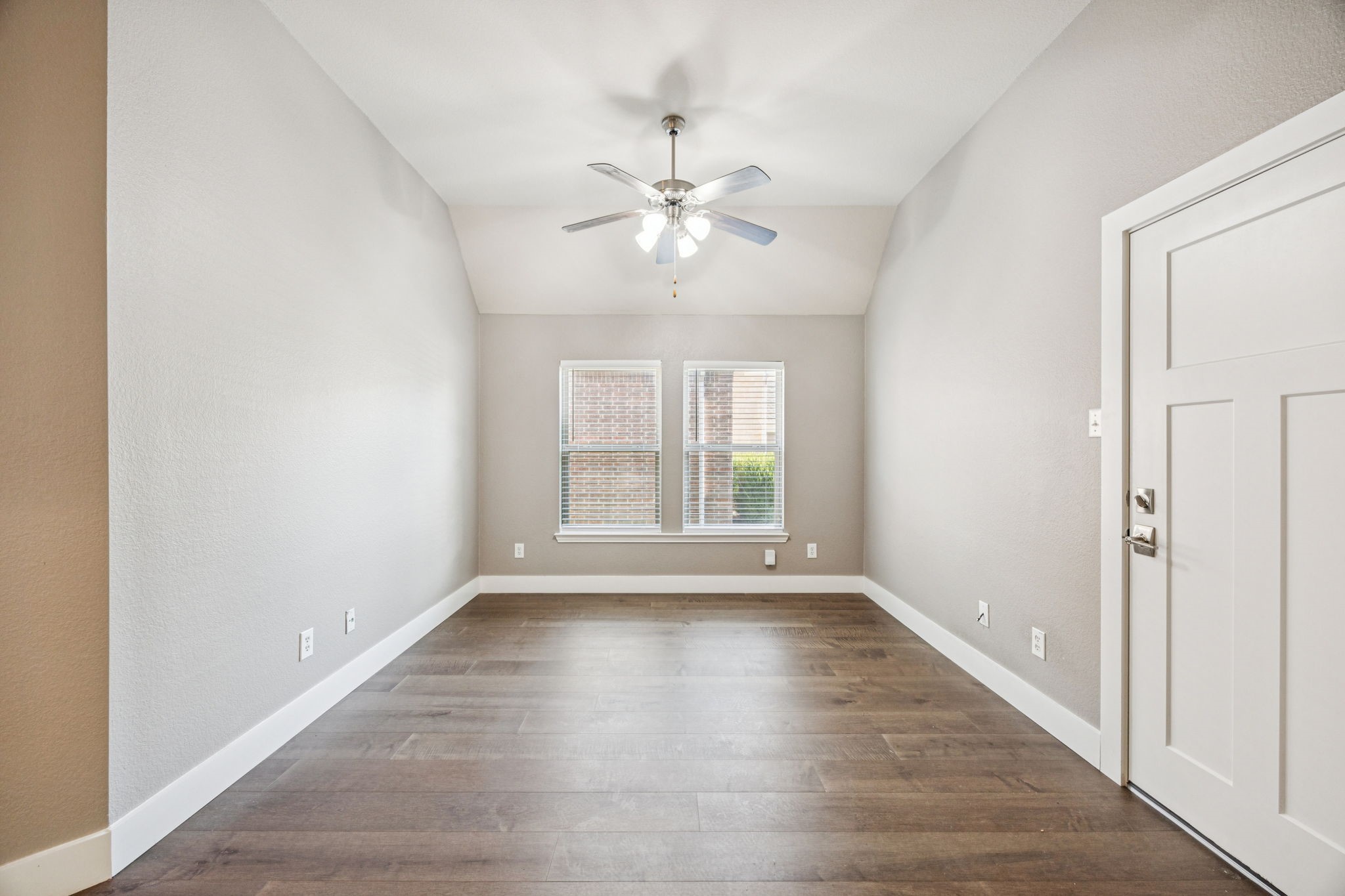 1211 Windgate Way