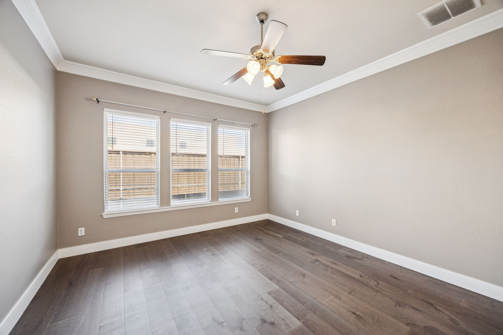 1211 Windgate Way