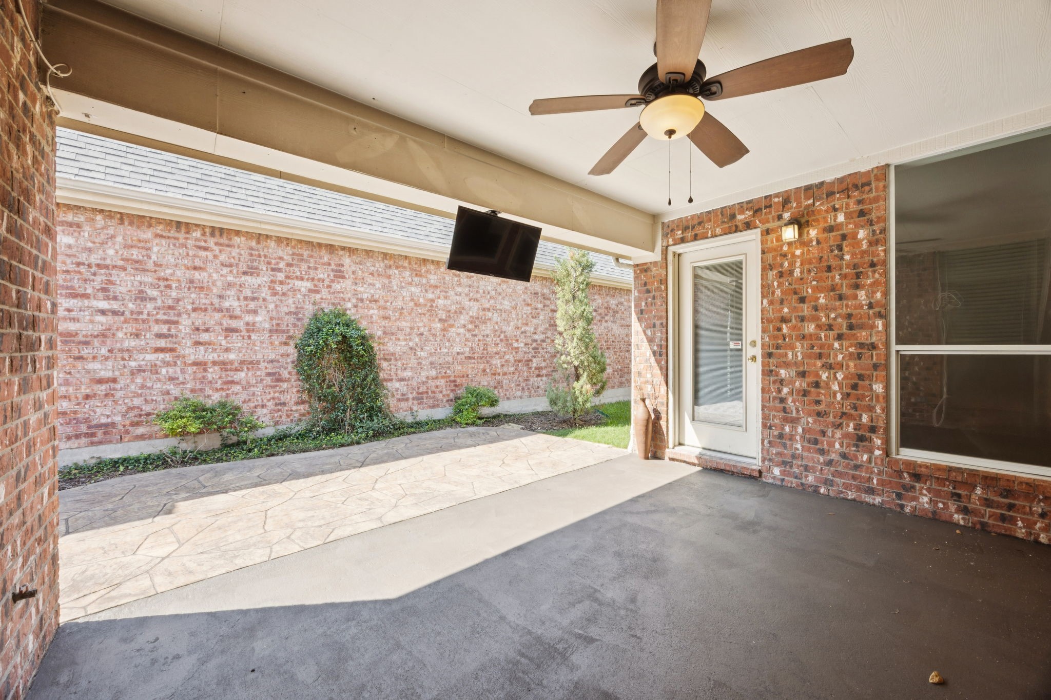 4641 Refugio Road