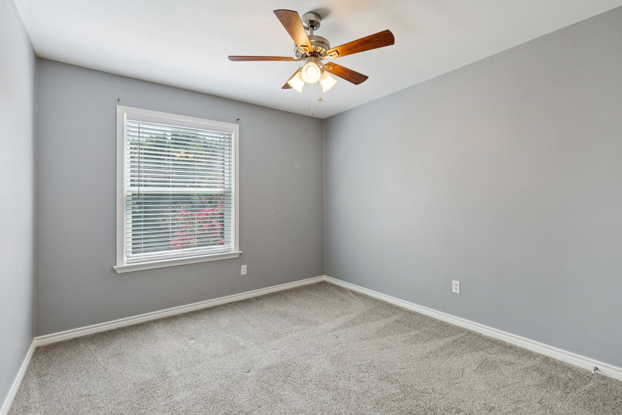 6860 Dogwood Court