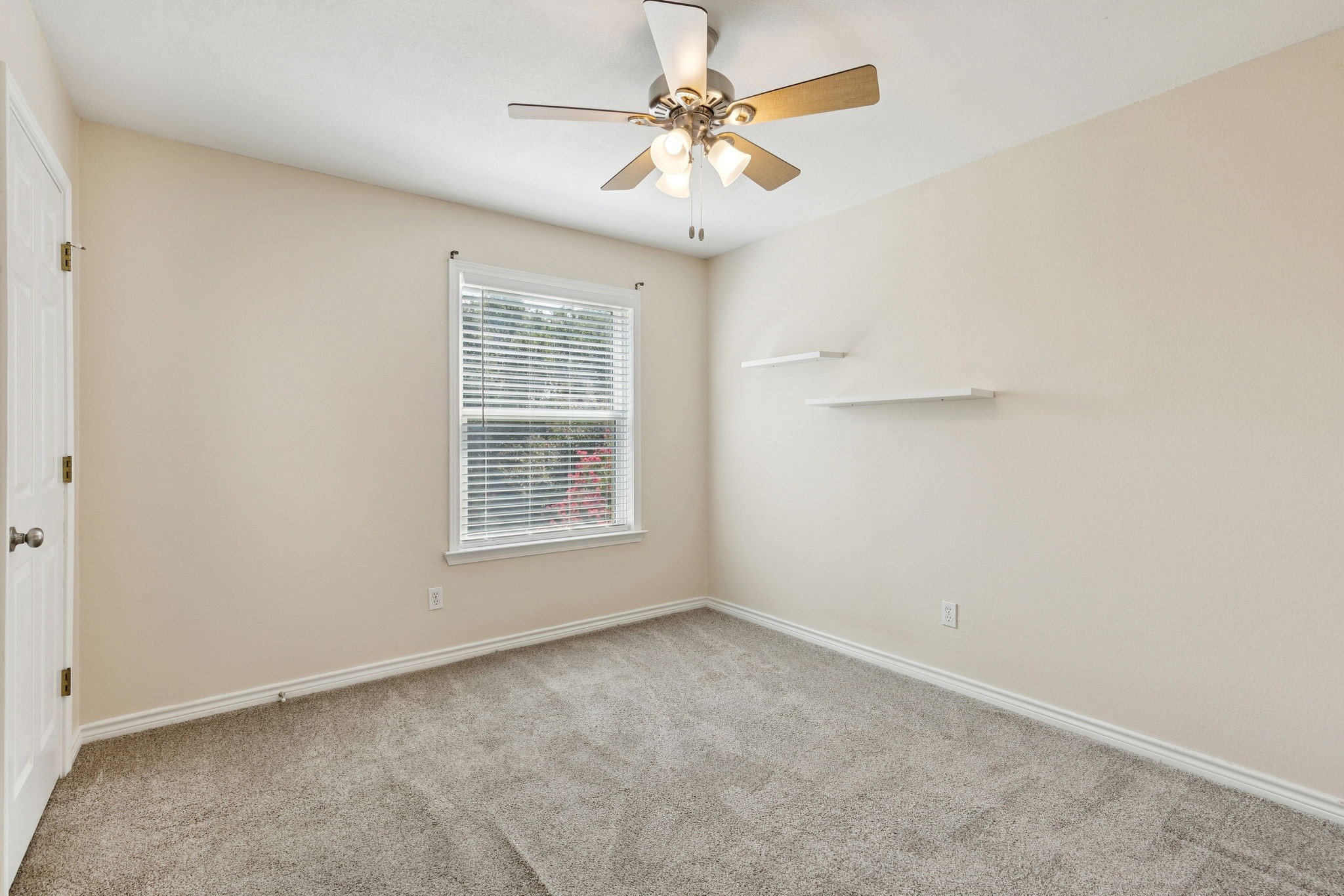6860 Dogwood Court