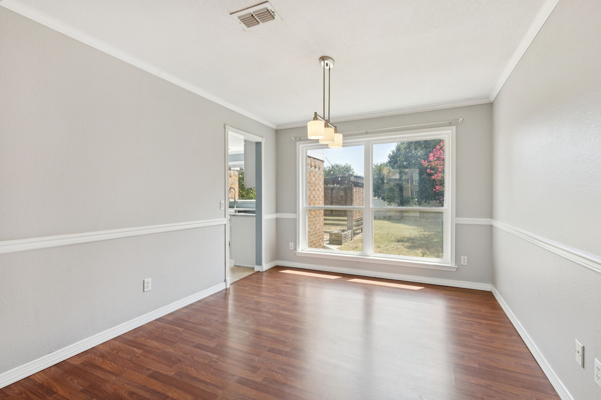 6860 Dogwood Court