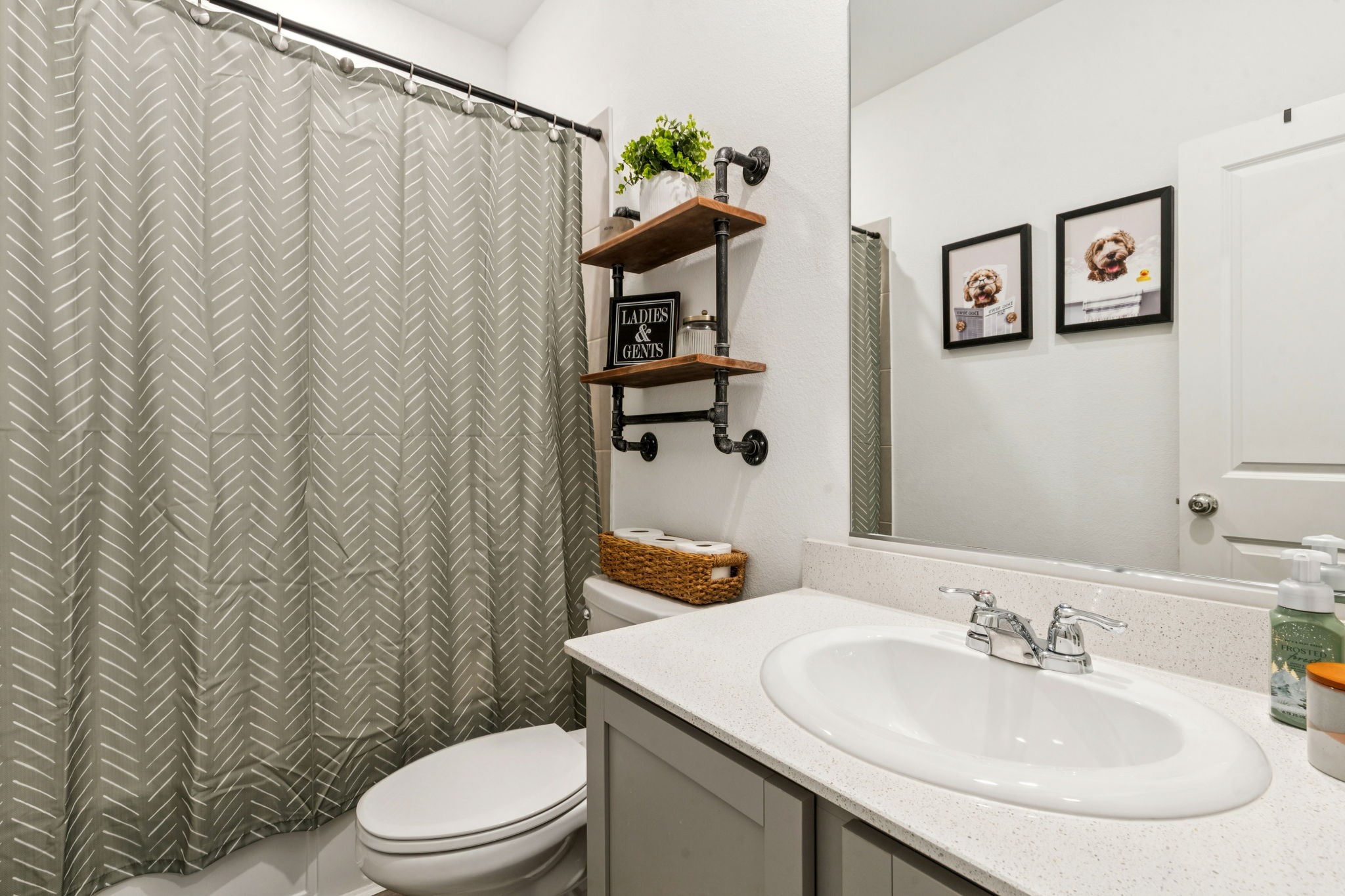 1701 Lake Grove Drive