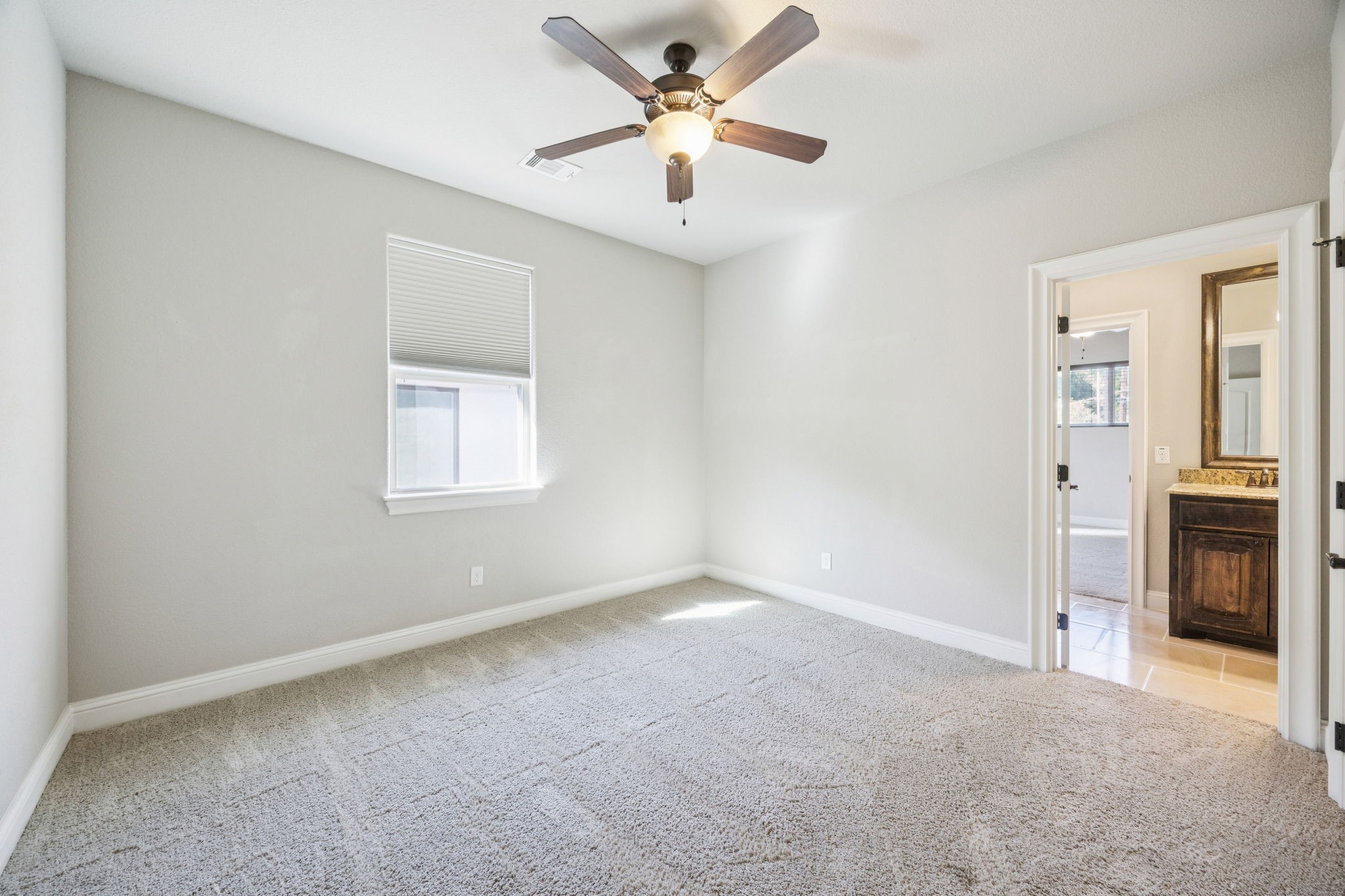 5147 Vickery Boulevard 1