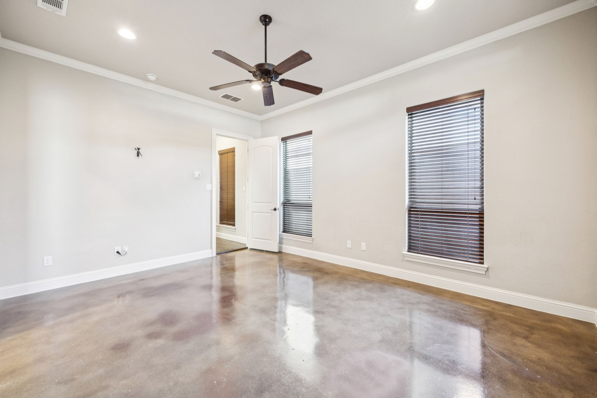 5147 Vickery Boulevard 1