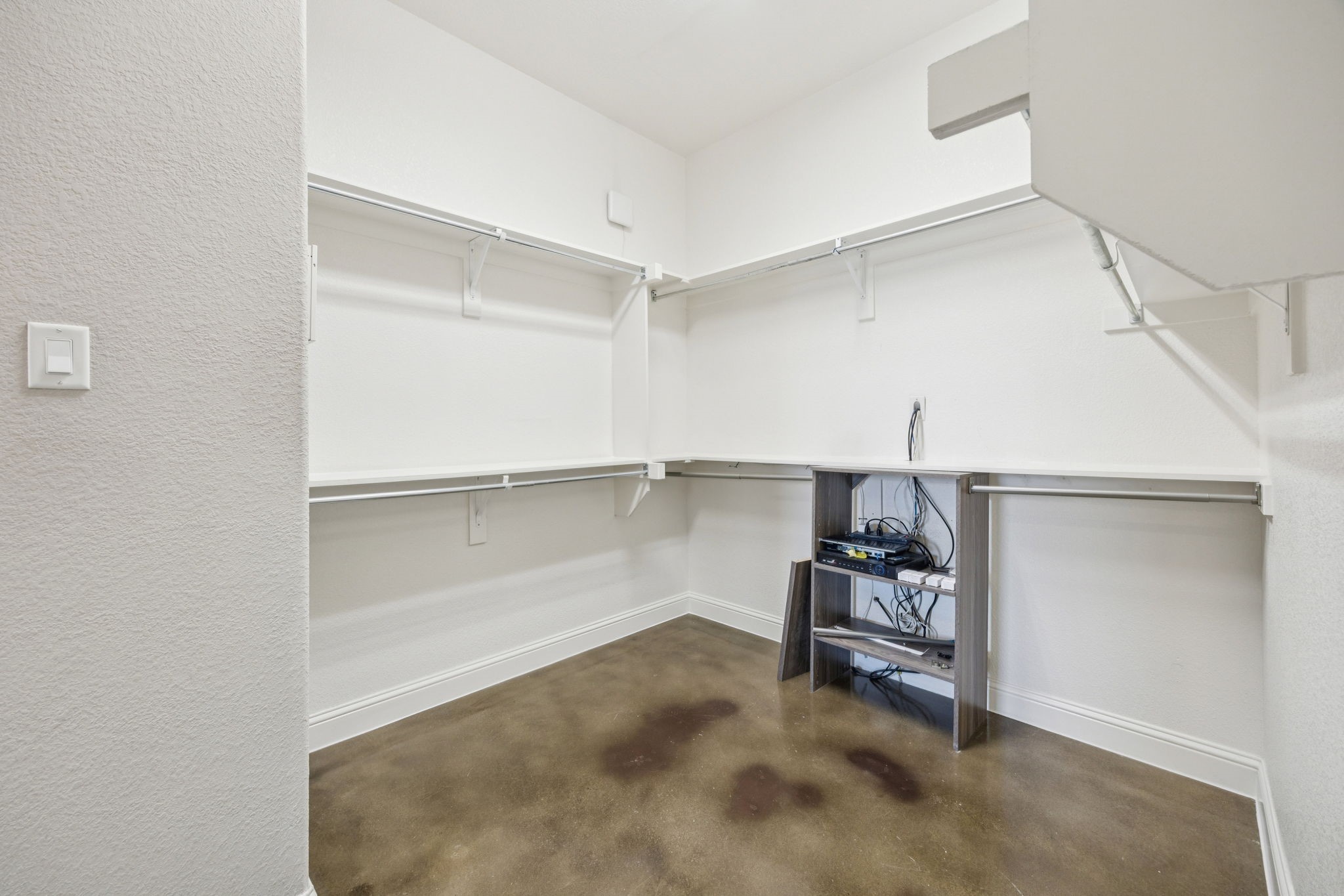 5147 Vickery Boulevard 1