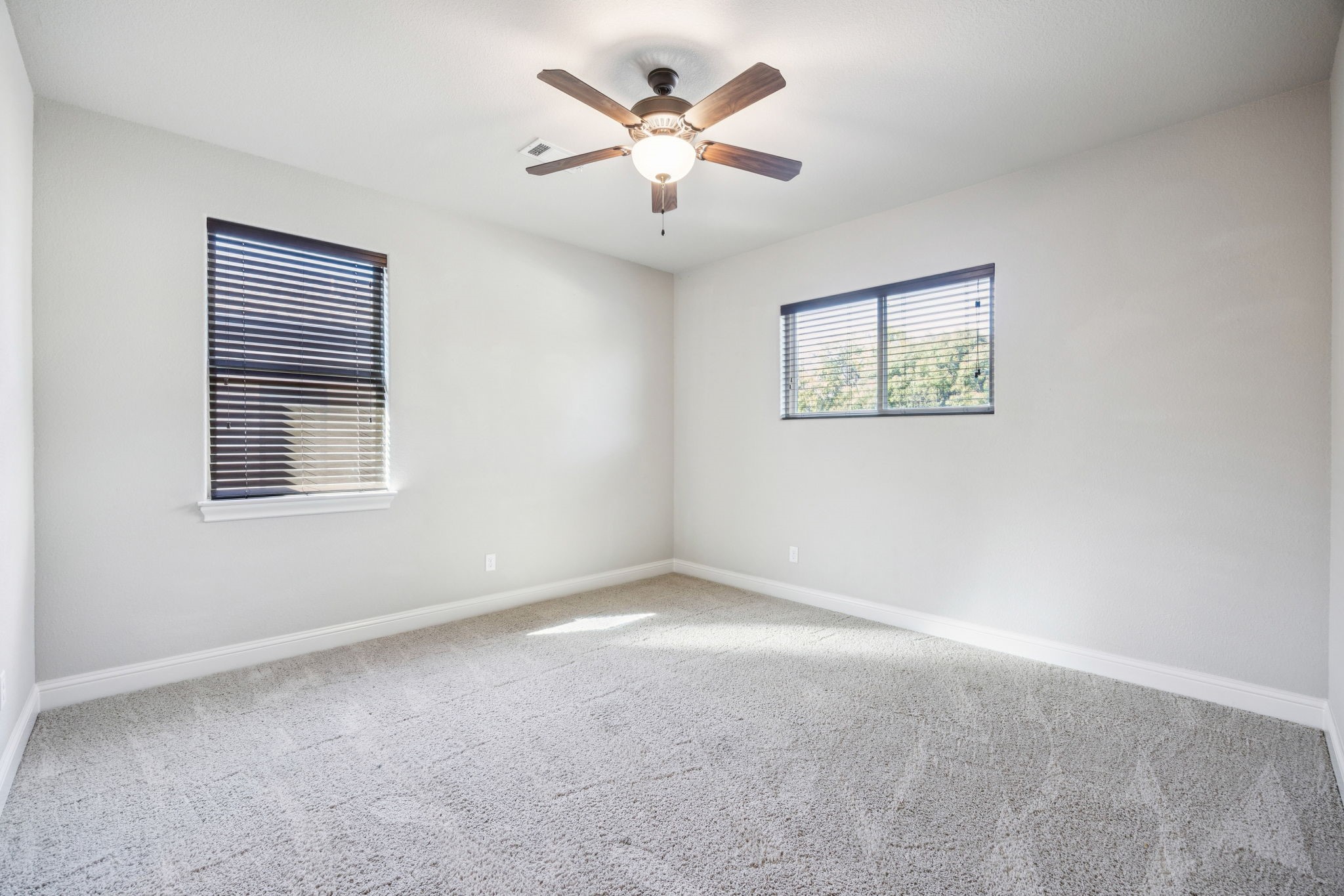 5147 Vickery Boulevard 1