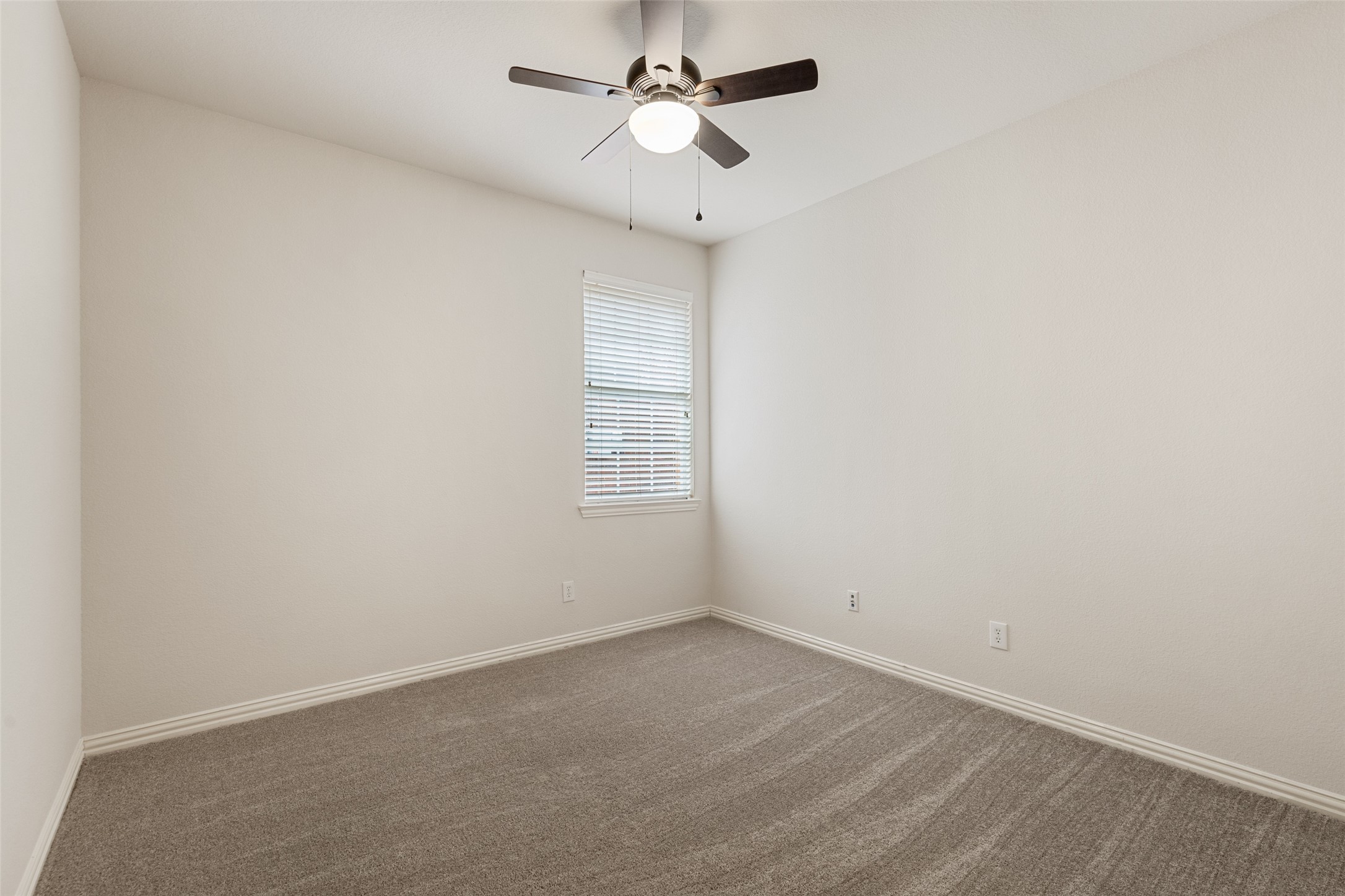 5712 Lafayette Drive