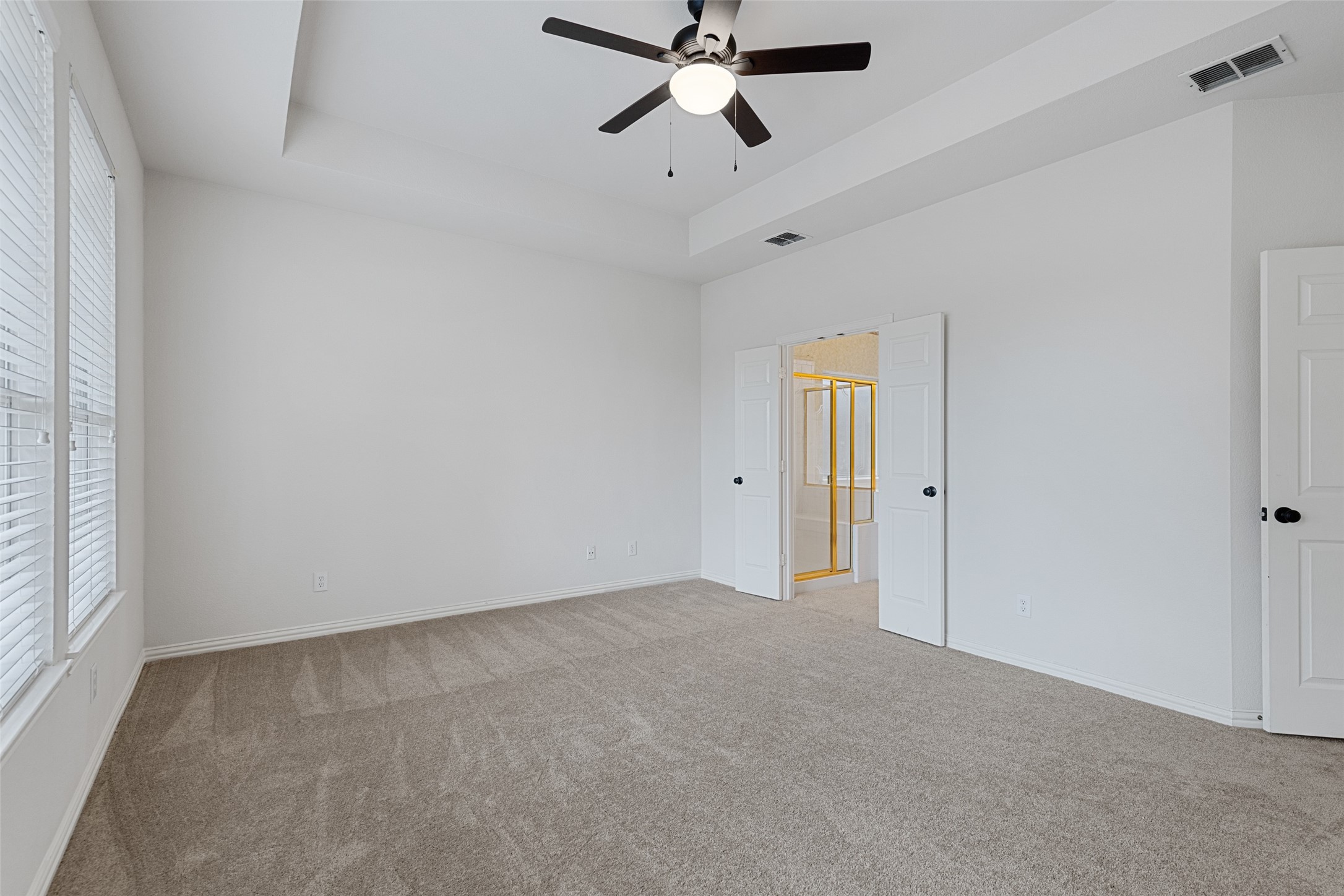 5712 Lafayette Drive