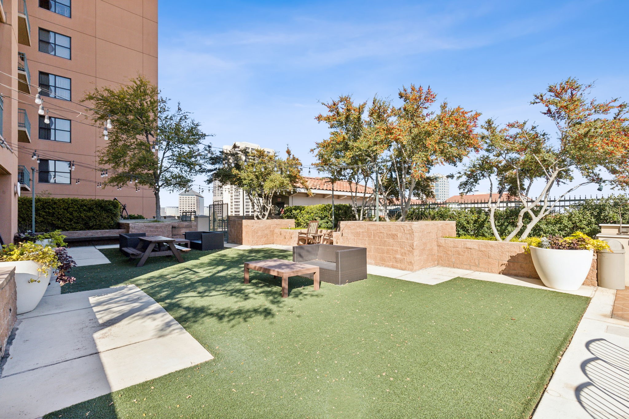 330 Las Colinas Boulevard E 148