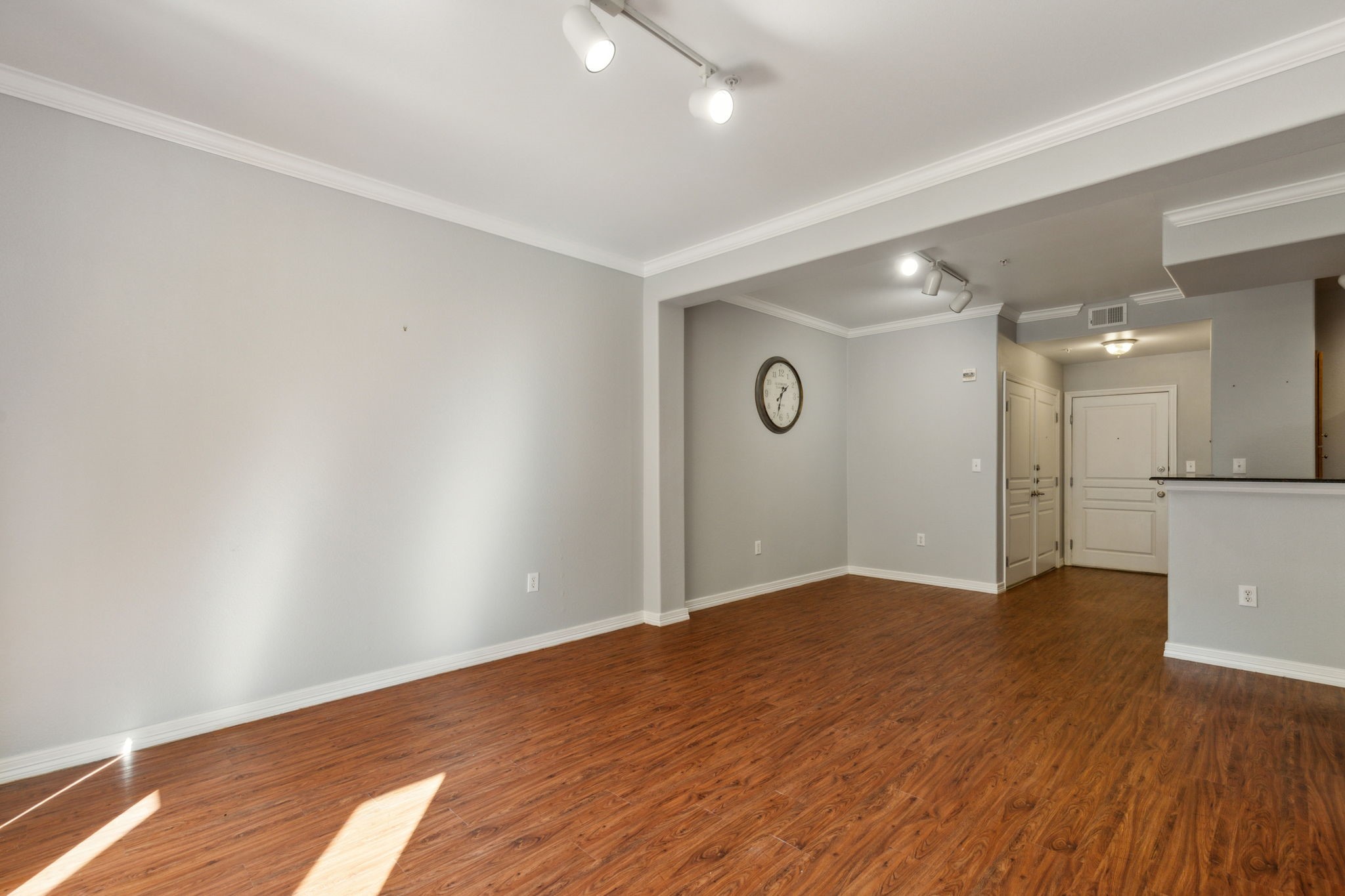 330 Las Colinas Boulevard E 148