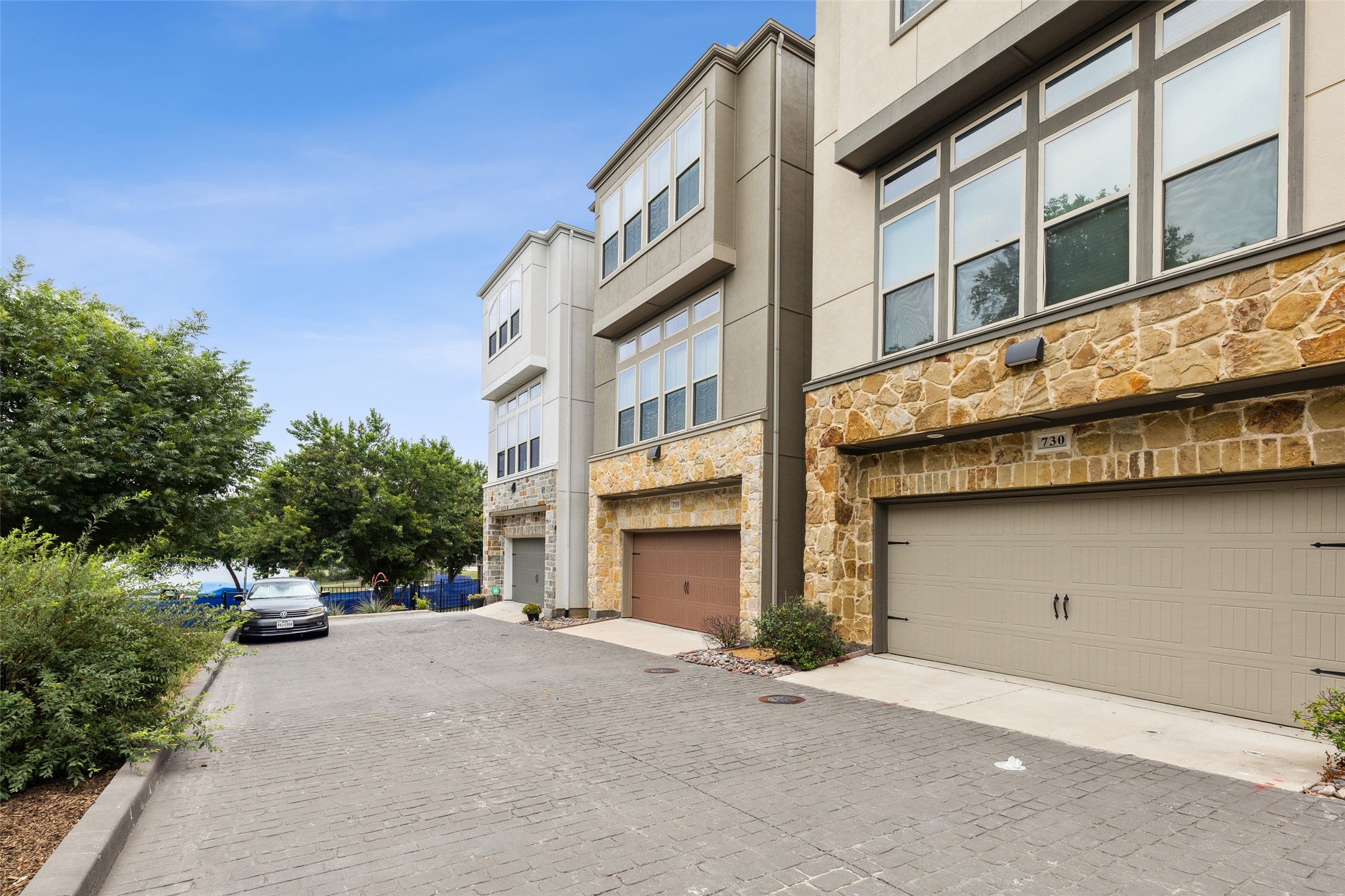 750 High Garden Place