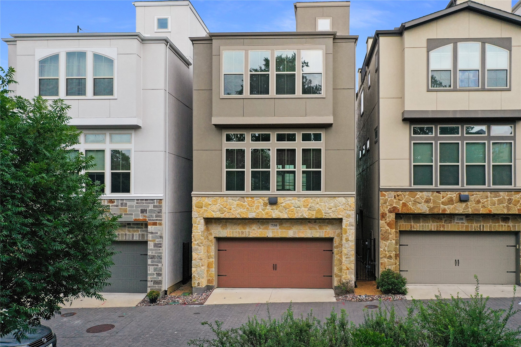 750 High Garden Place