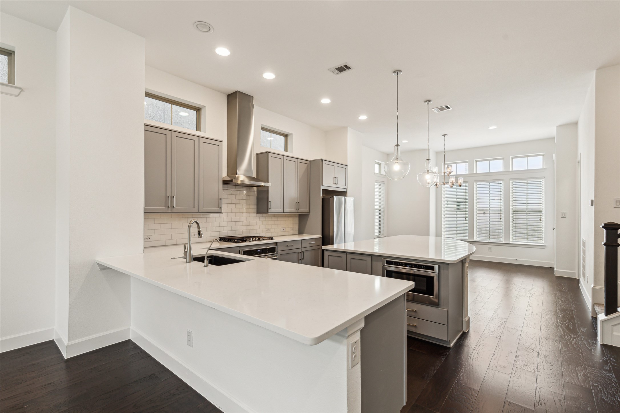 750 High Garden Place