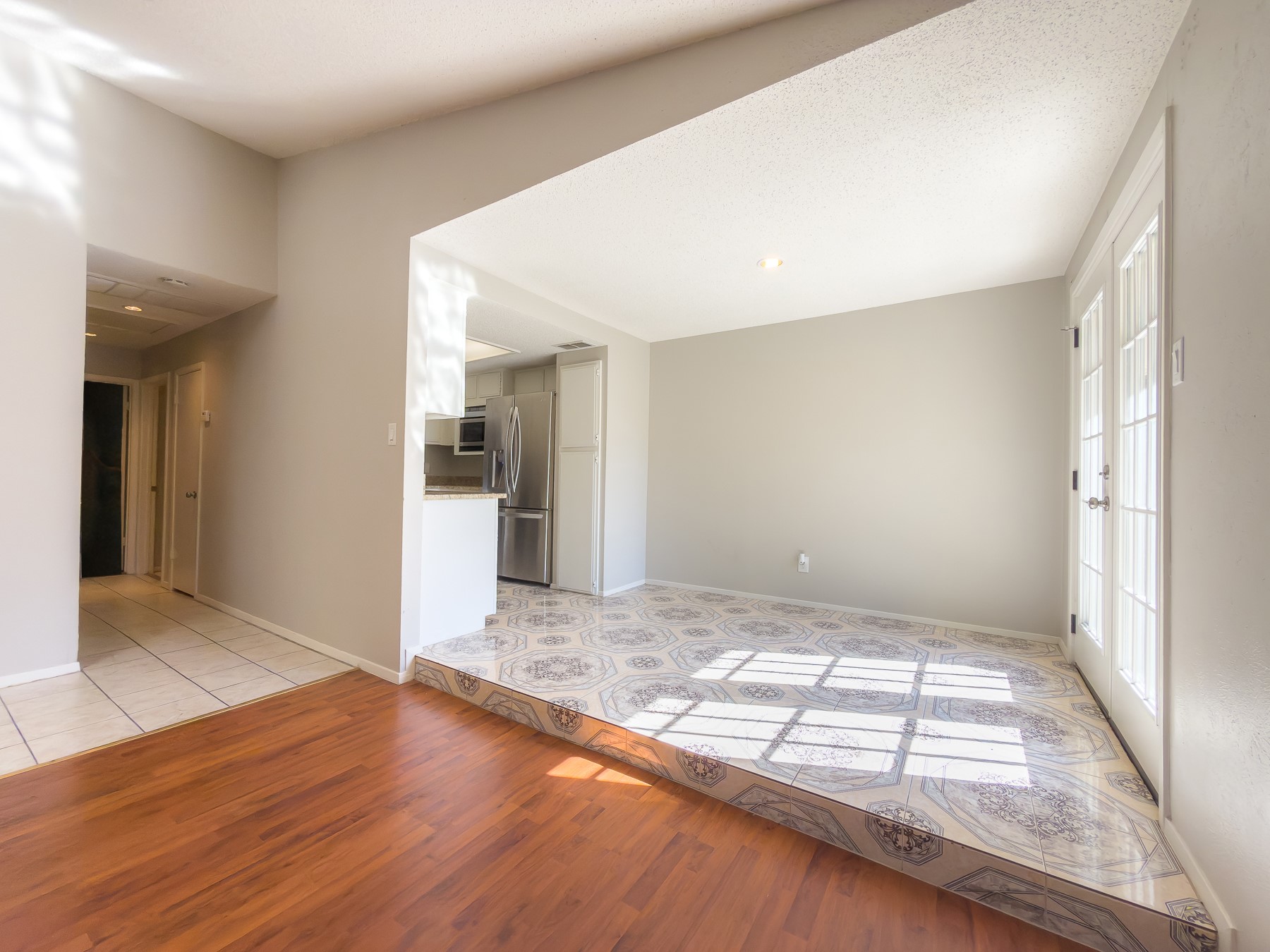 6646 E Lovers Lane 0602