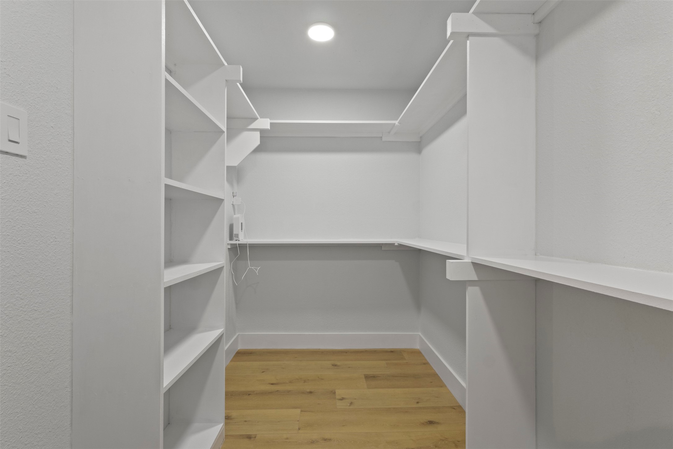 1 Spring Valley Court