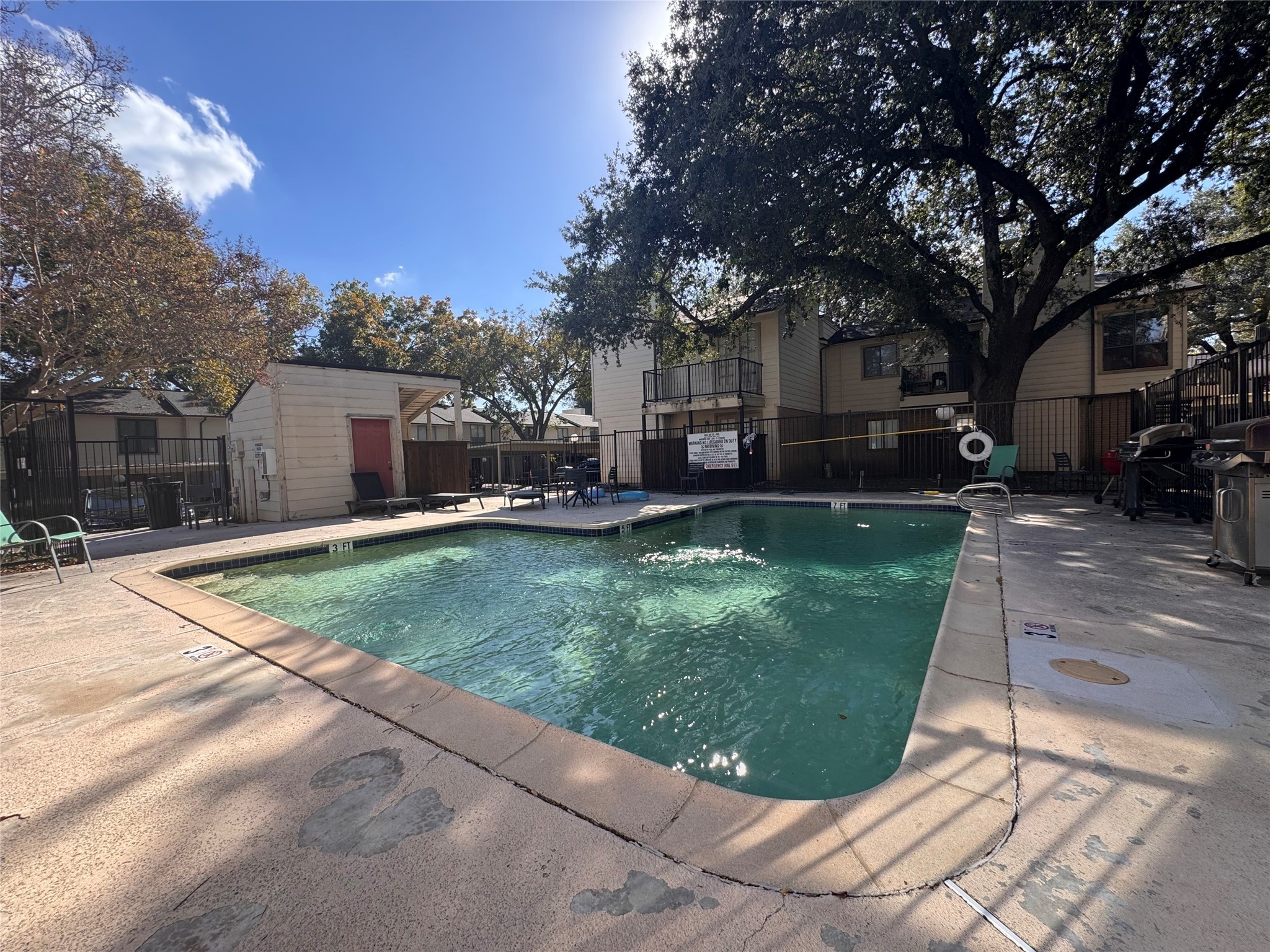 6646 E Lovers Lane 0602