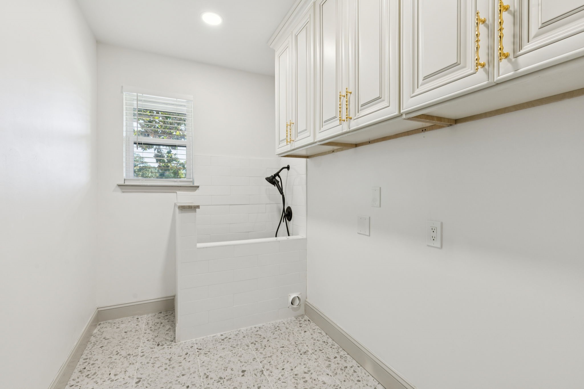 11023 Marsh Lane