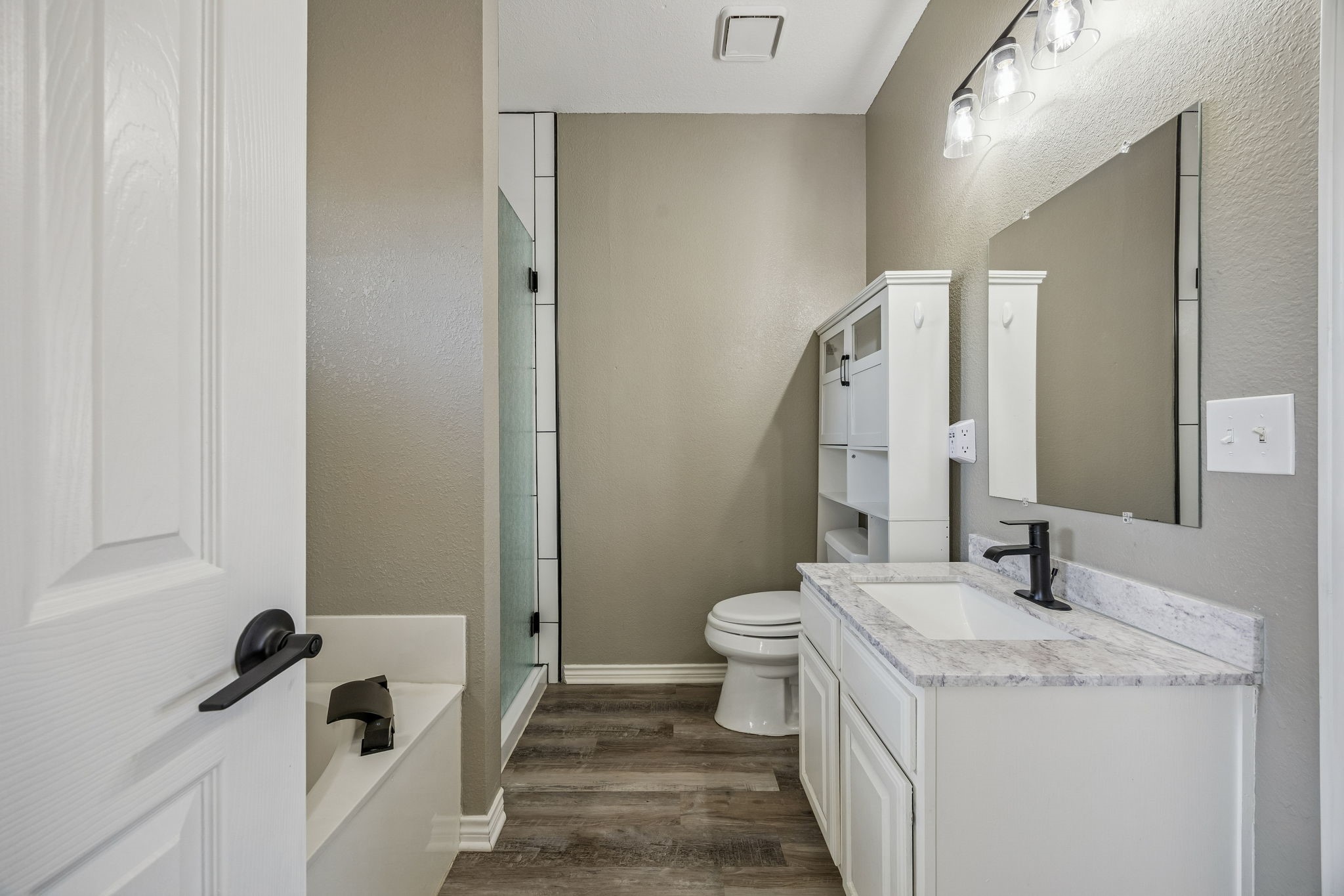 20074 Saratoga Trail