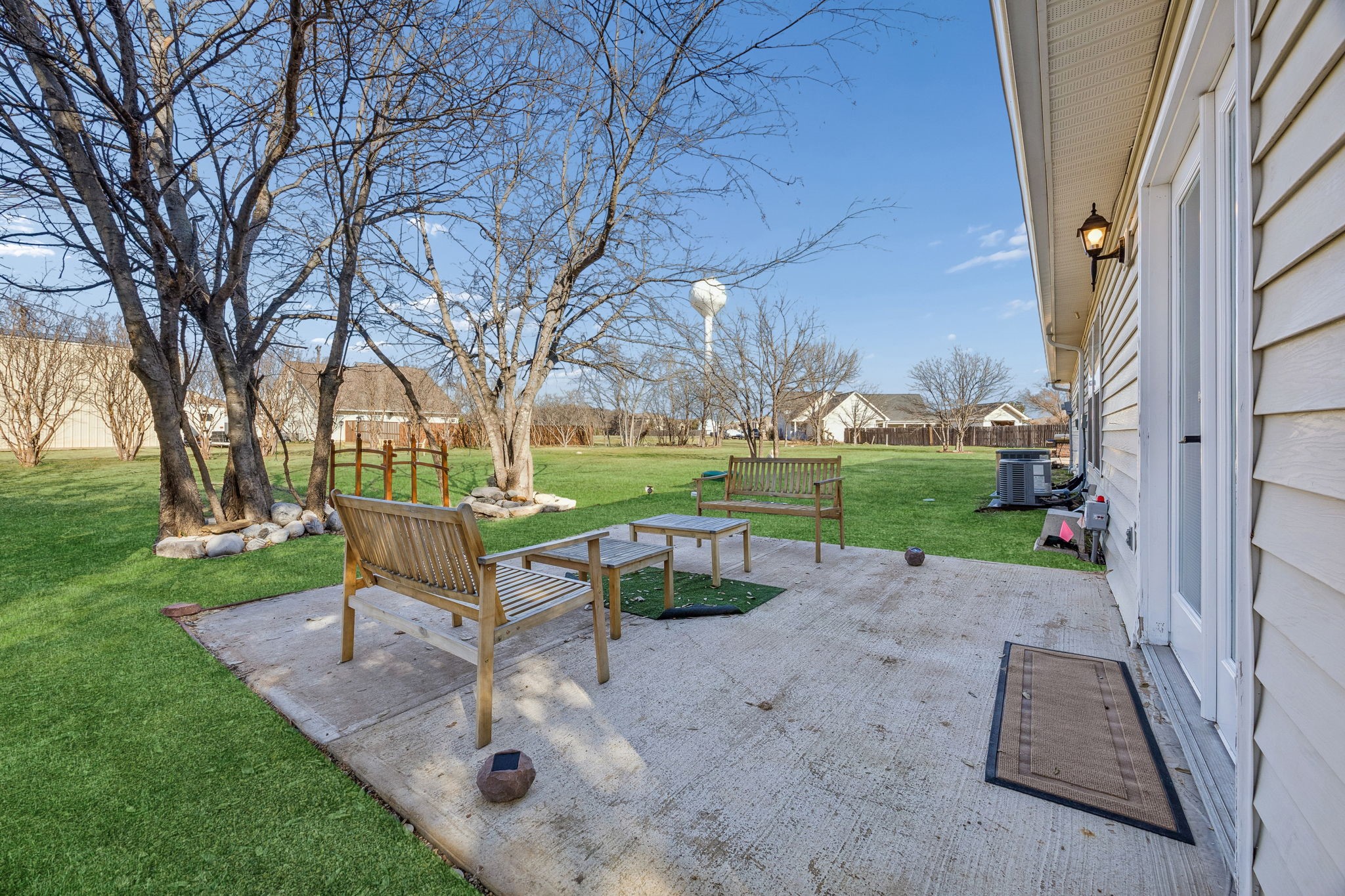 20074 Saratoga Trail