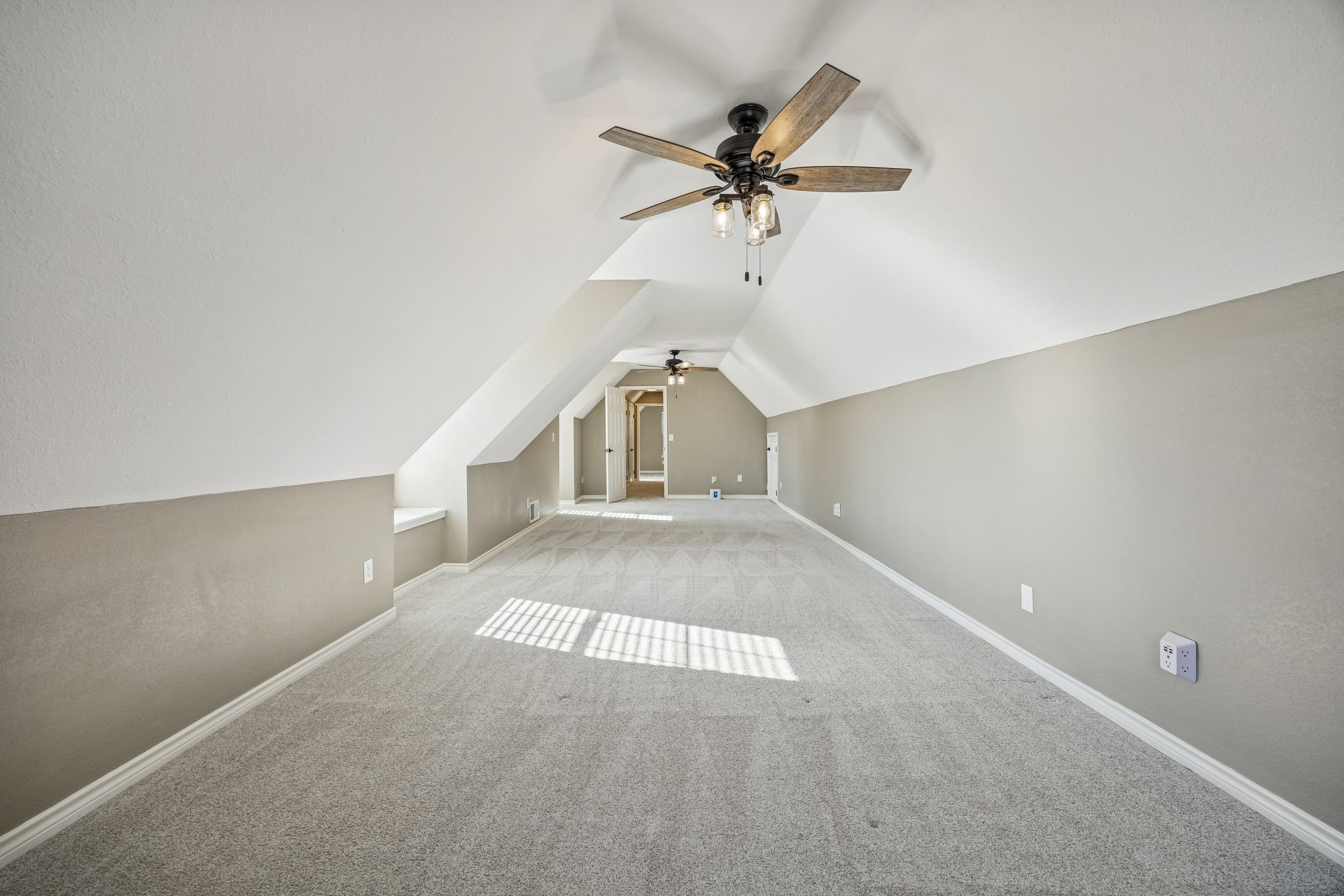 20074 Saratoga Trail