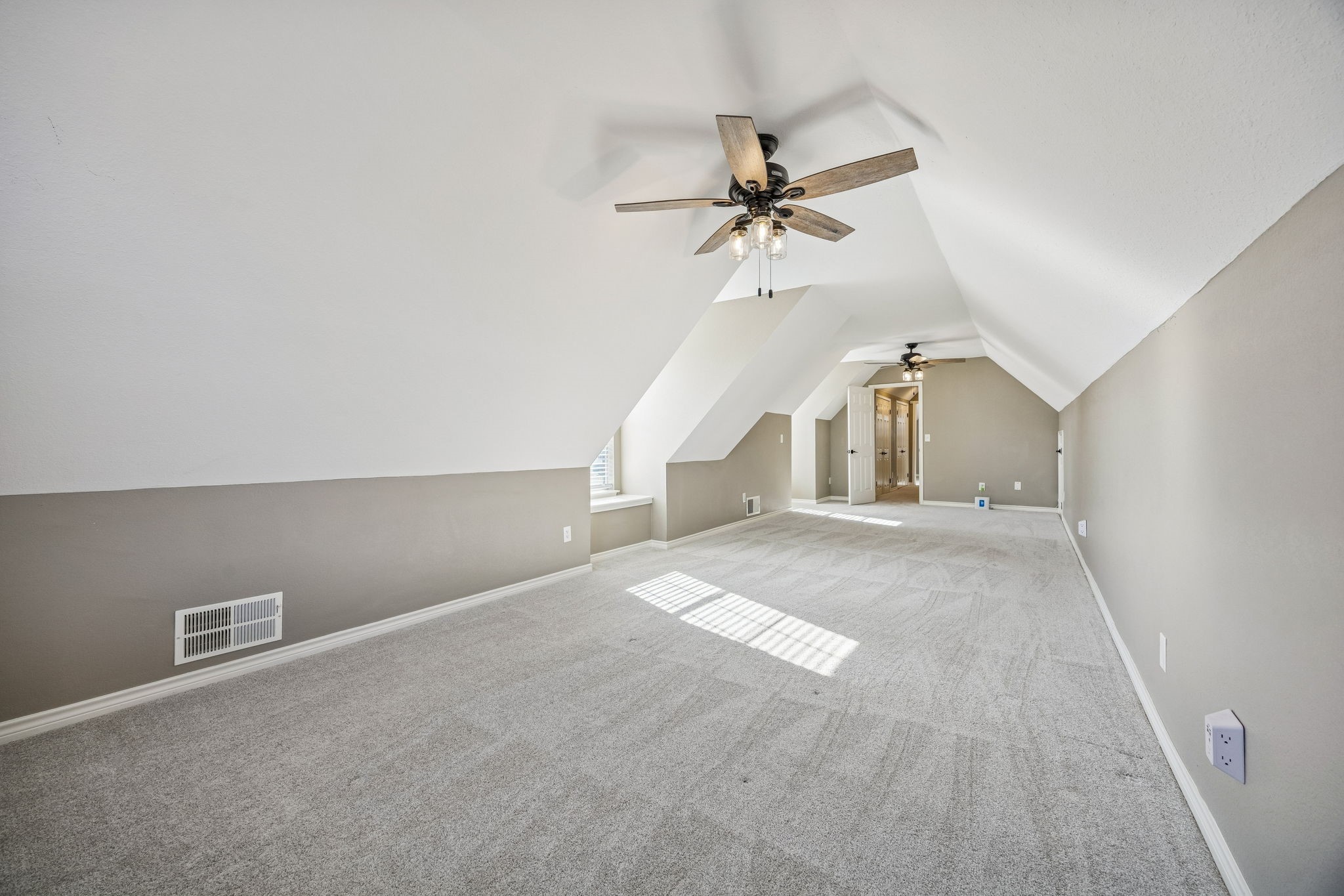 20074 Saratoga Trail