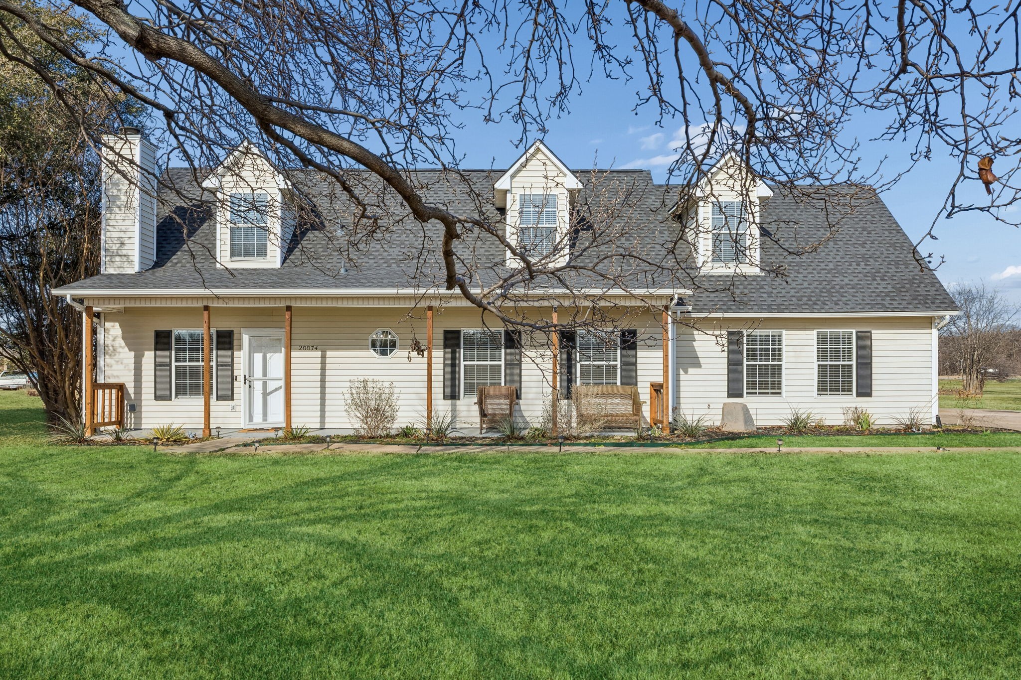 20074 Saratoga Trail