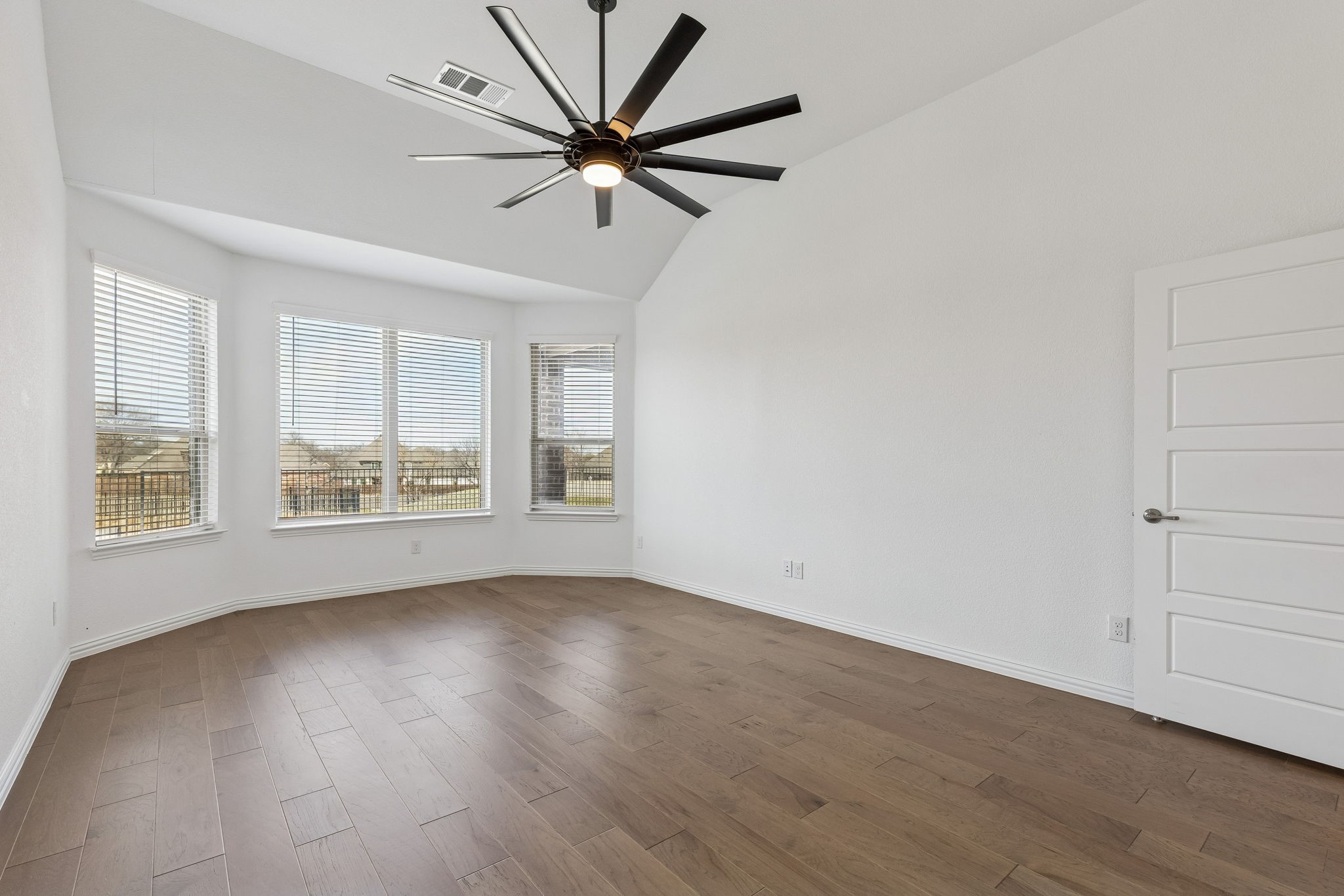 2811 Grand Lookout Lane