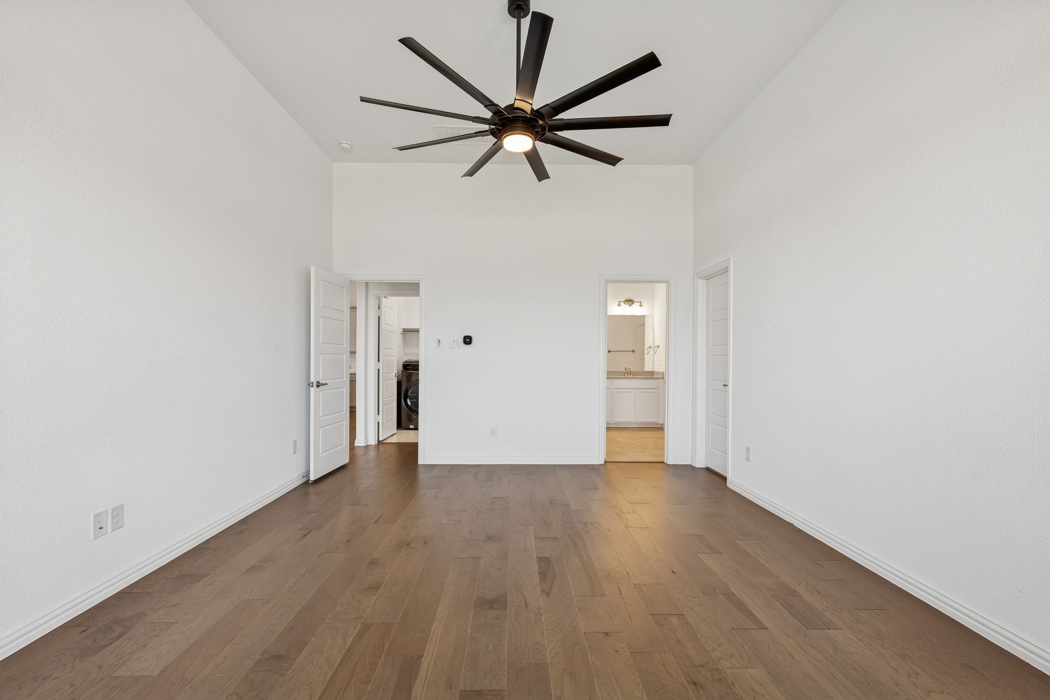 2811 Grand Lookout Lane