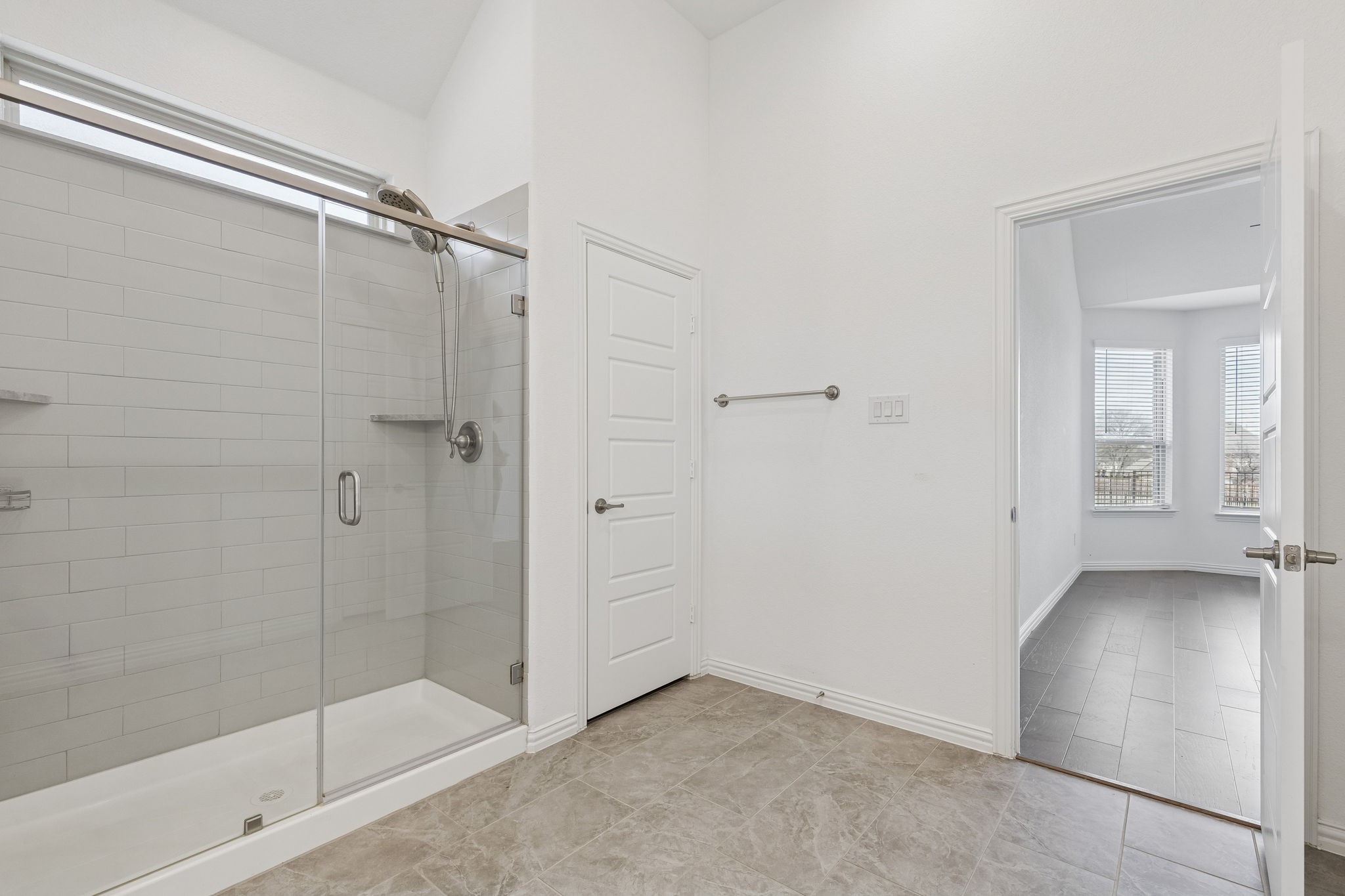 2811 Grand Lookout Lane