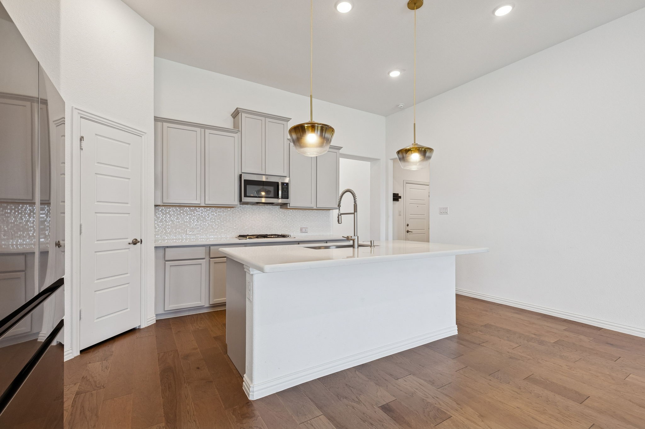 2811 Grand Lookout Lane