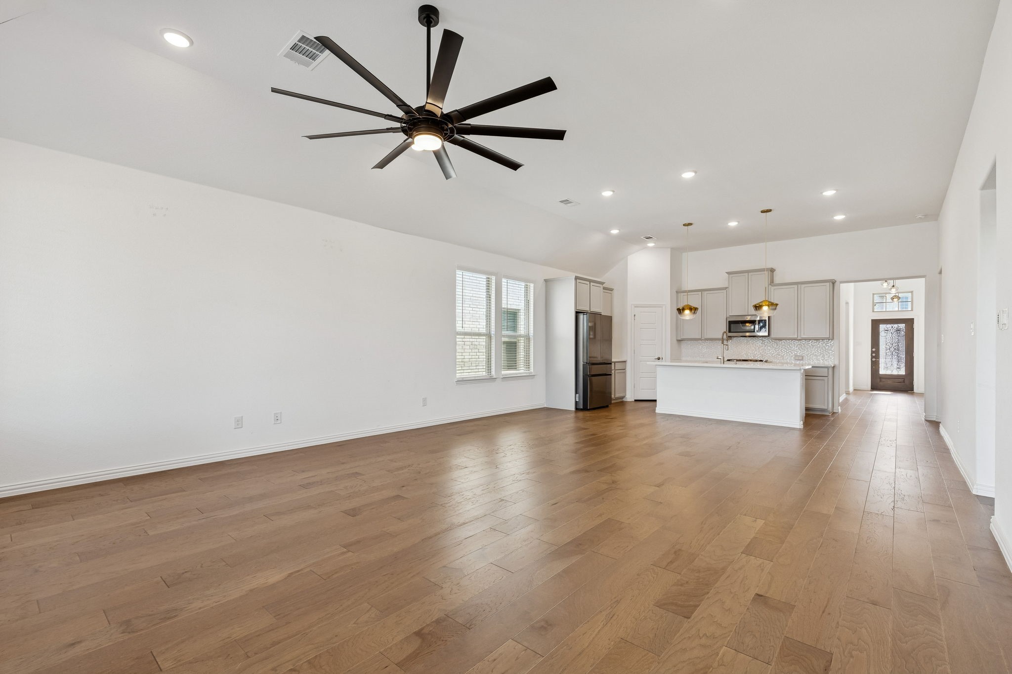 2811 Grand Lookout Lane