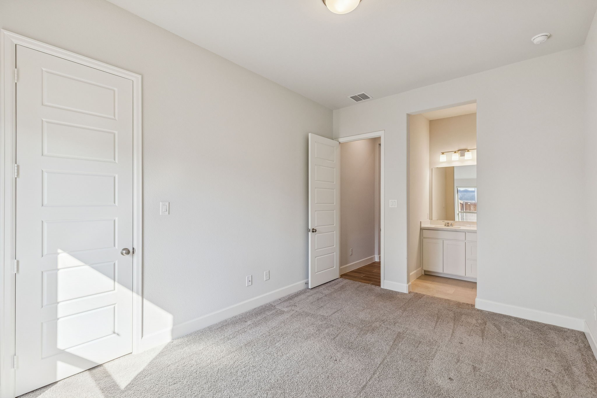 3300 Honey Suckle Lane