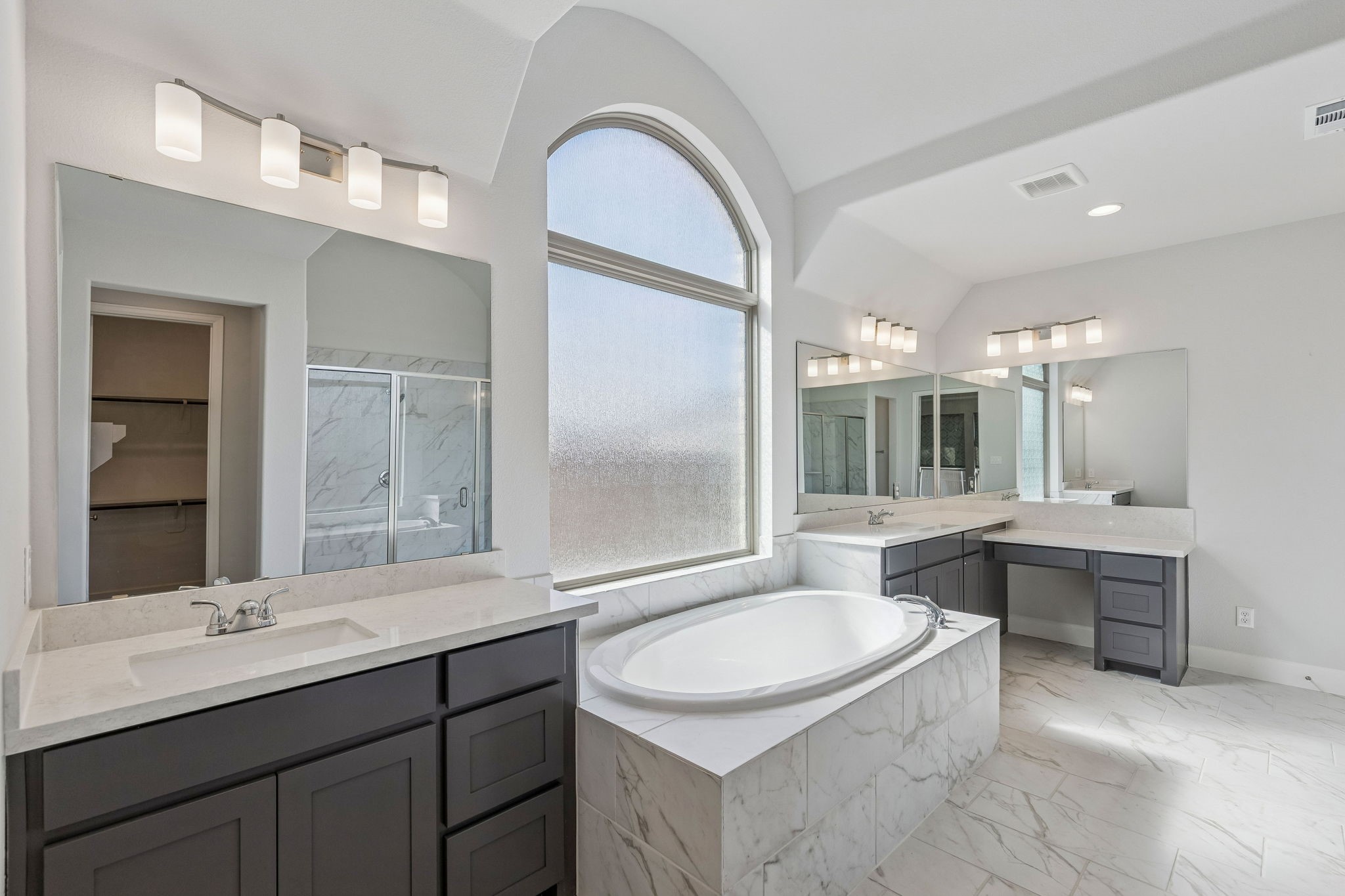 3300 Honey Suckle Lane