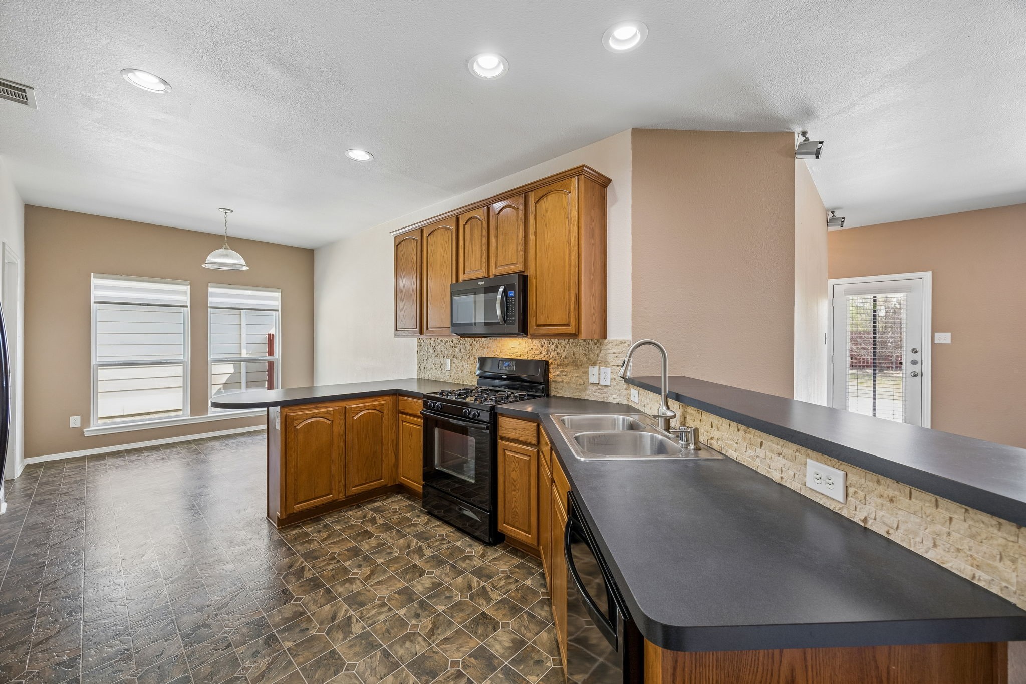 9865 Tanglebrush Drive