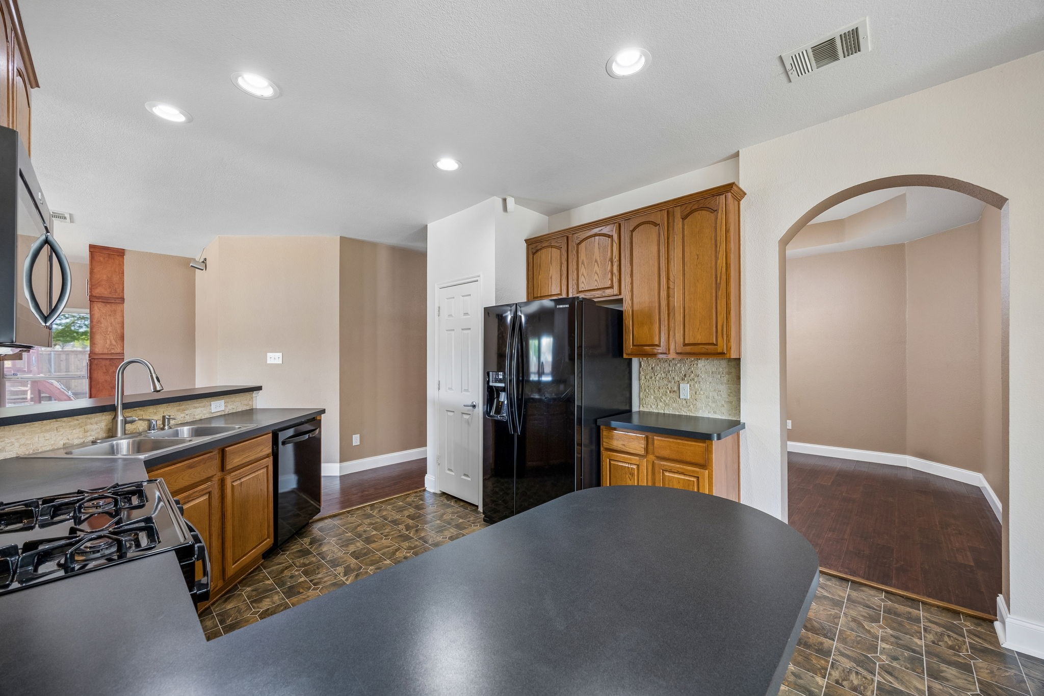 9865 Tanglebrush Drive