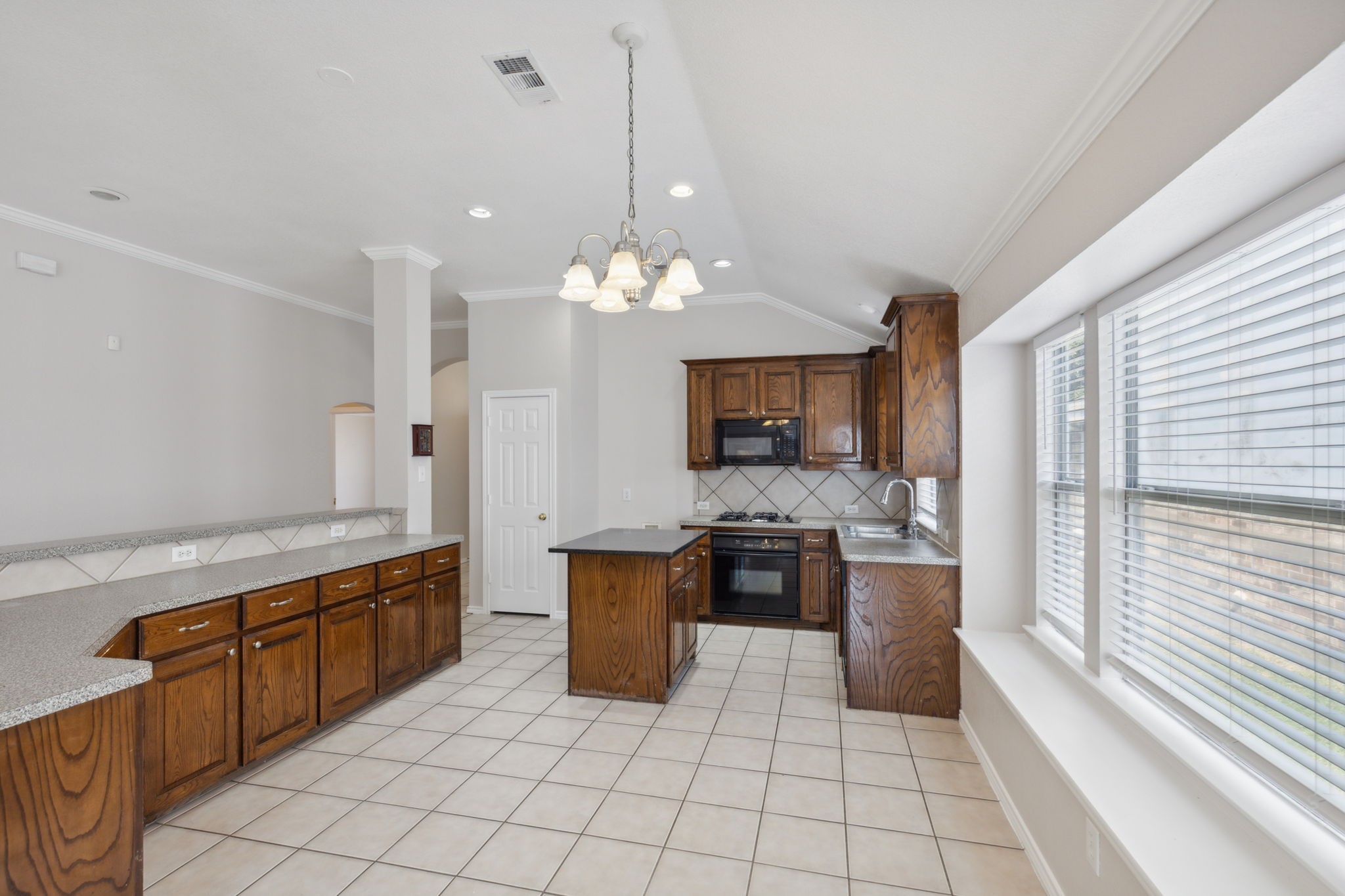 5621 Phoenix Drive