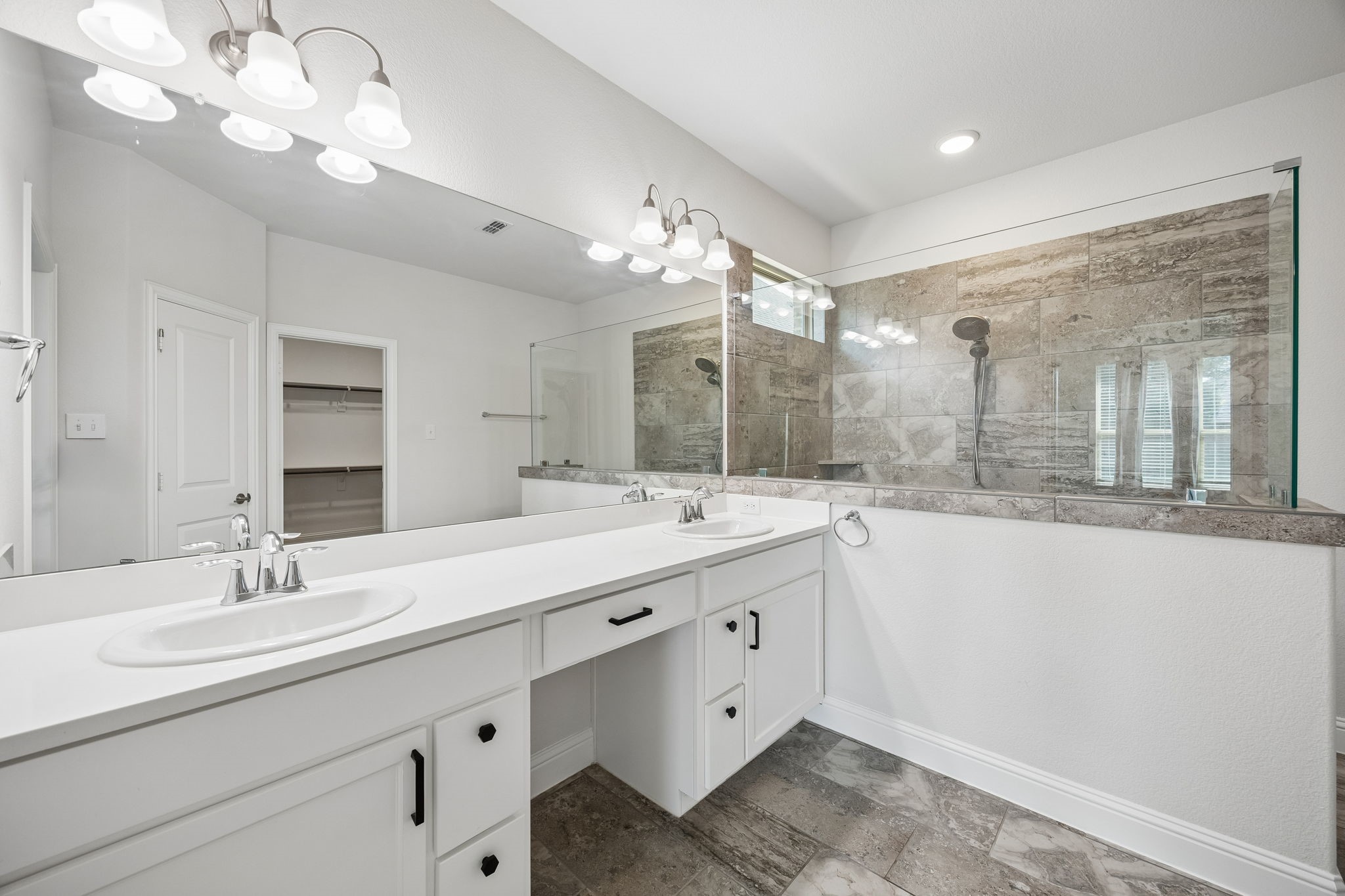 228 Glenwood Drive