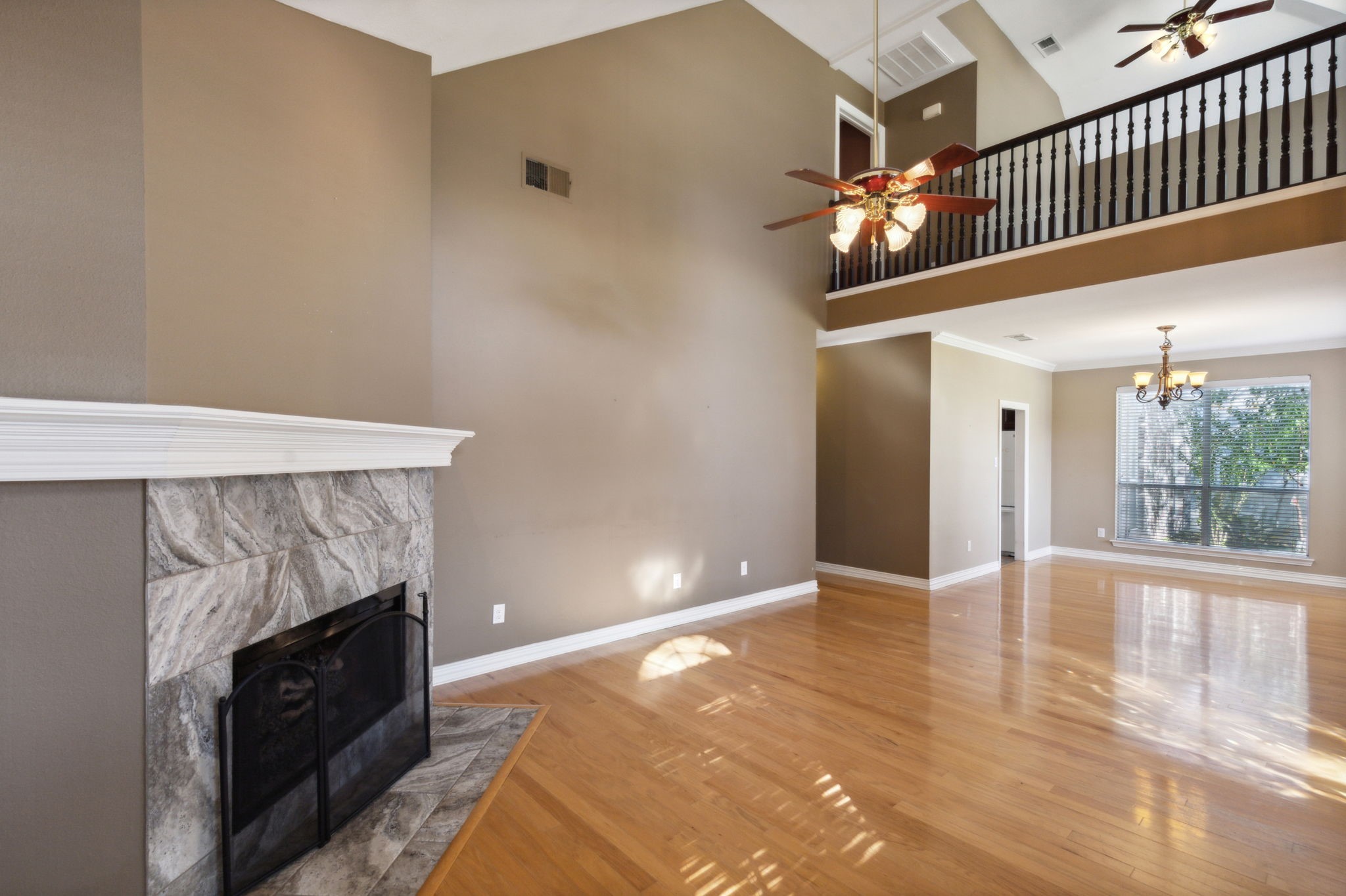 3831 Walden Way