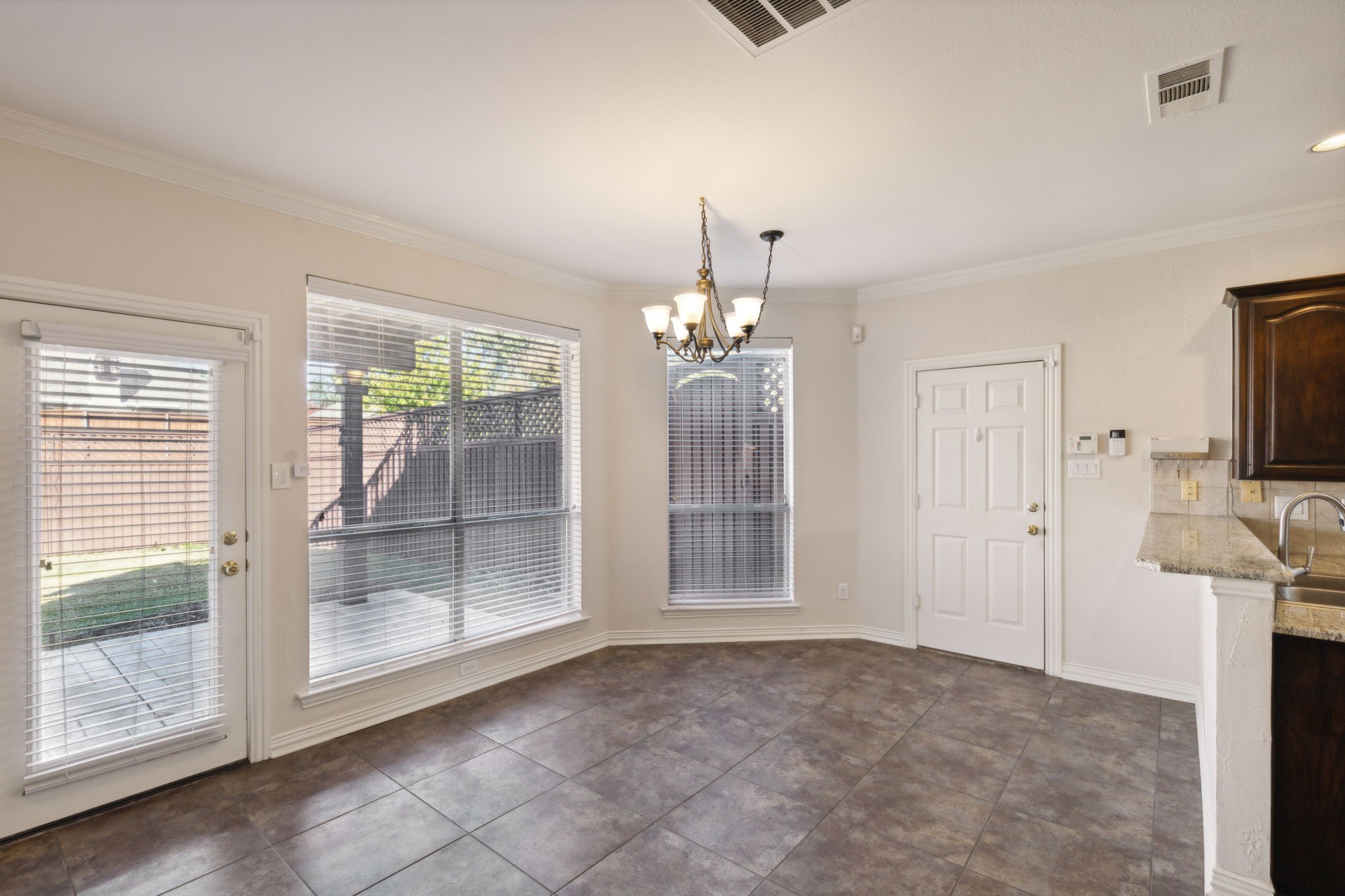 3831 Walden Way