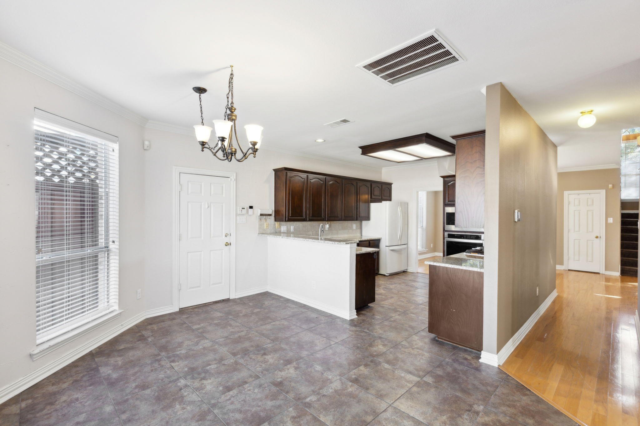 3831 Walden Way