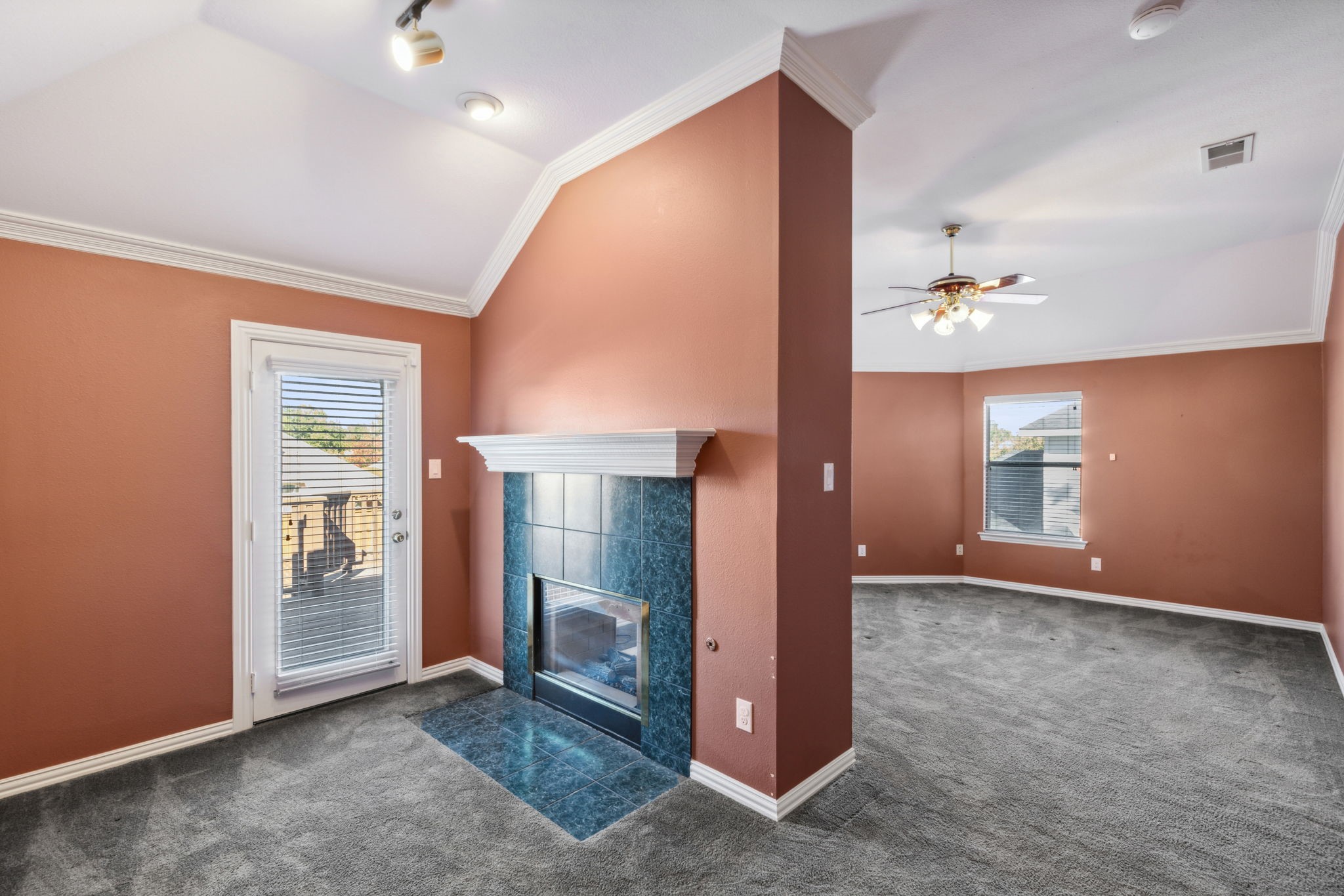 3831 Walden Way