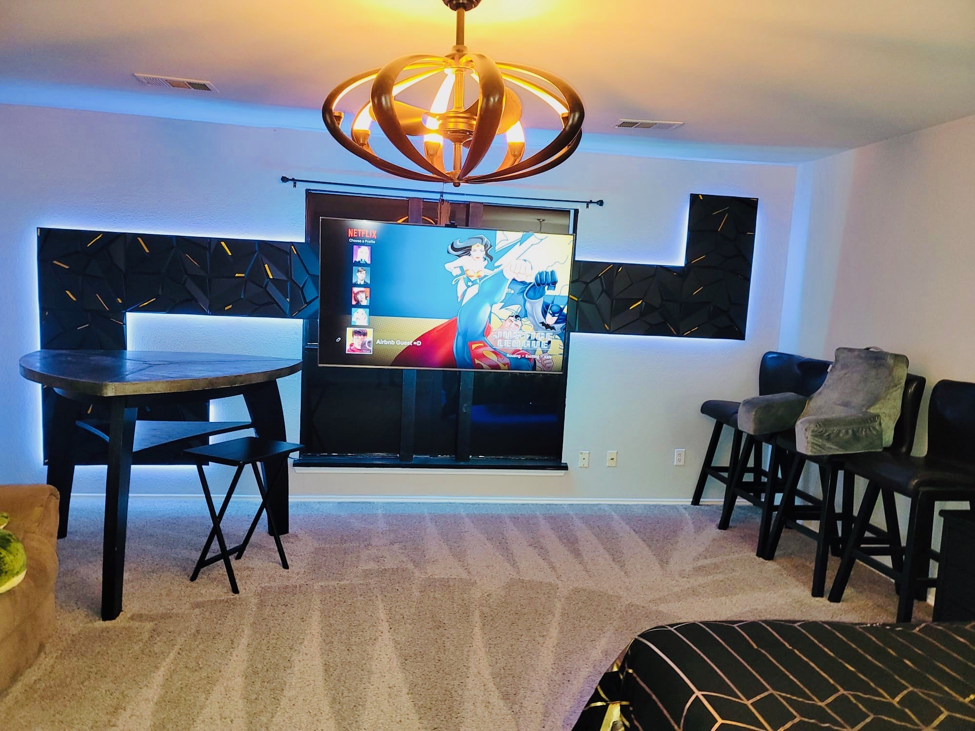 511 Lakeside Drive