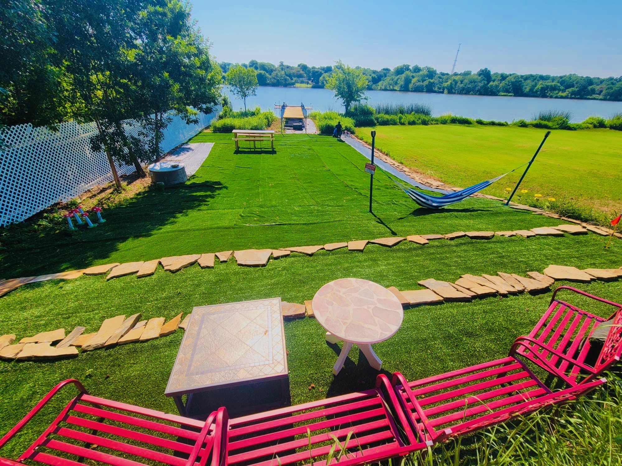 511 Lakeside Drive