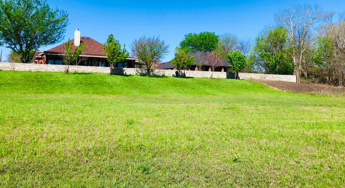 511 Lakeside Drive