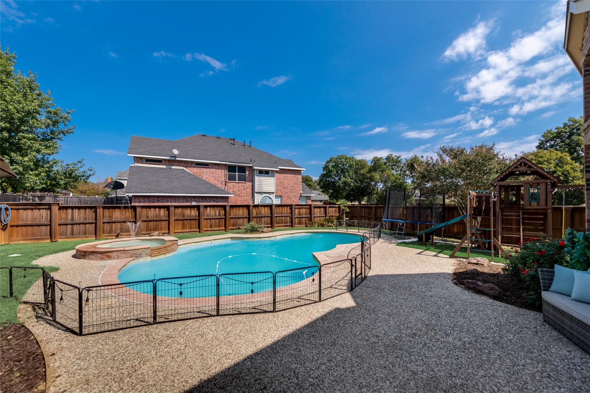 2109 Indian Trail